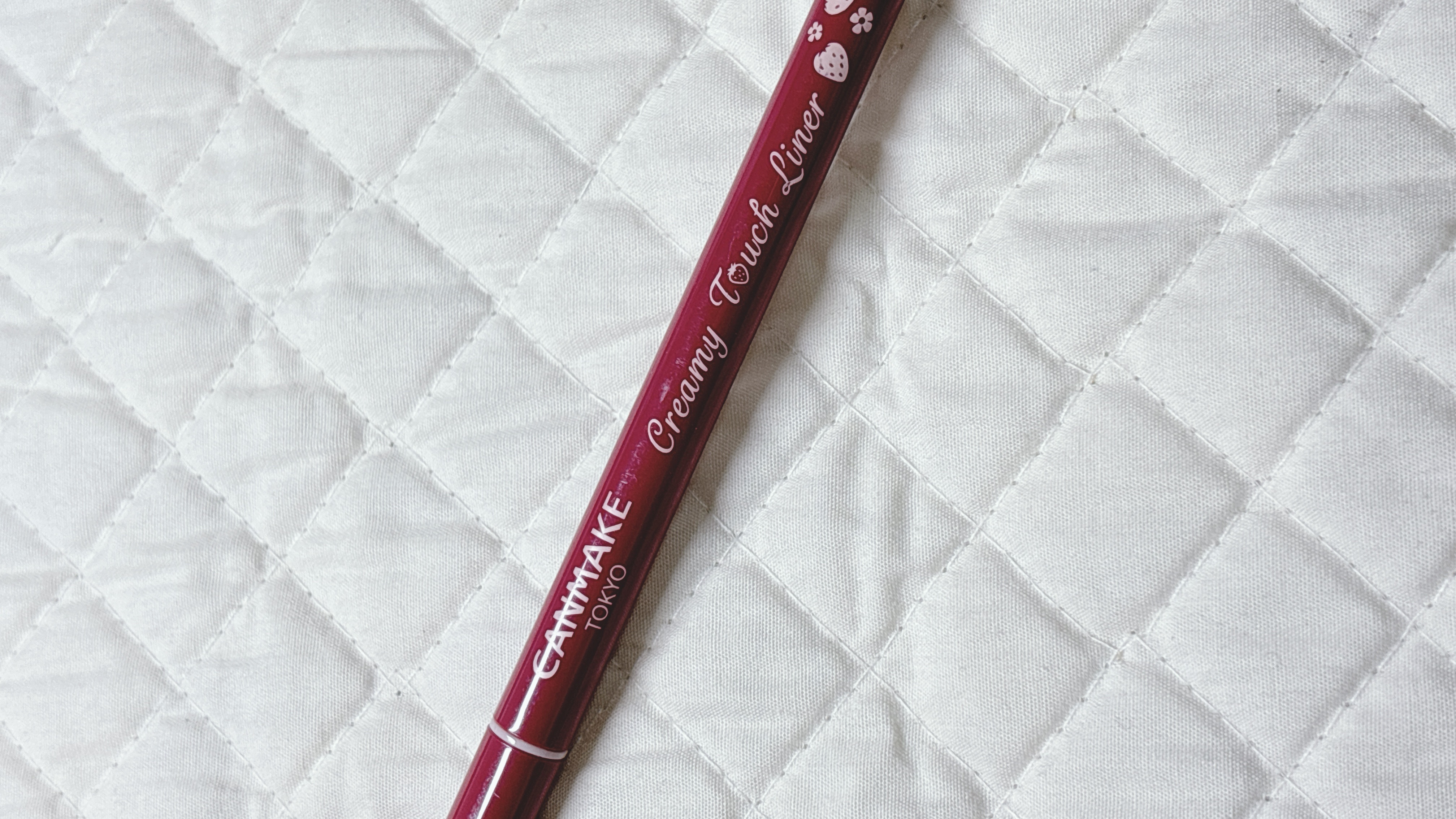クリーミータッチライナー 13 ブラッドイチゴ/キャンメイク/ジェルアイライナーを使ったクチコミ（1枚目）