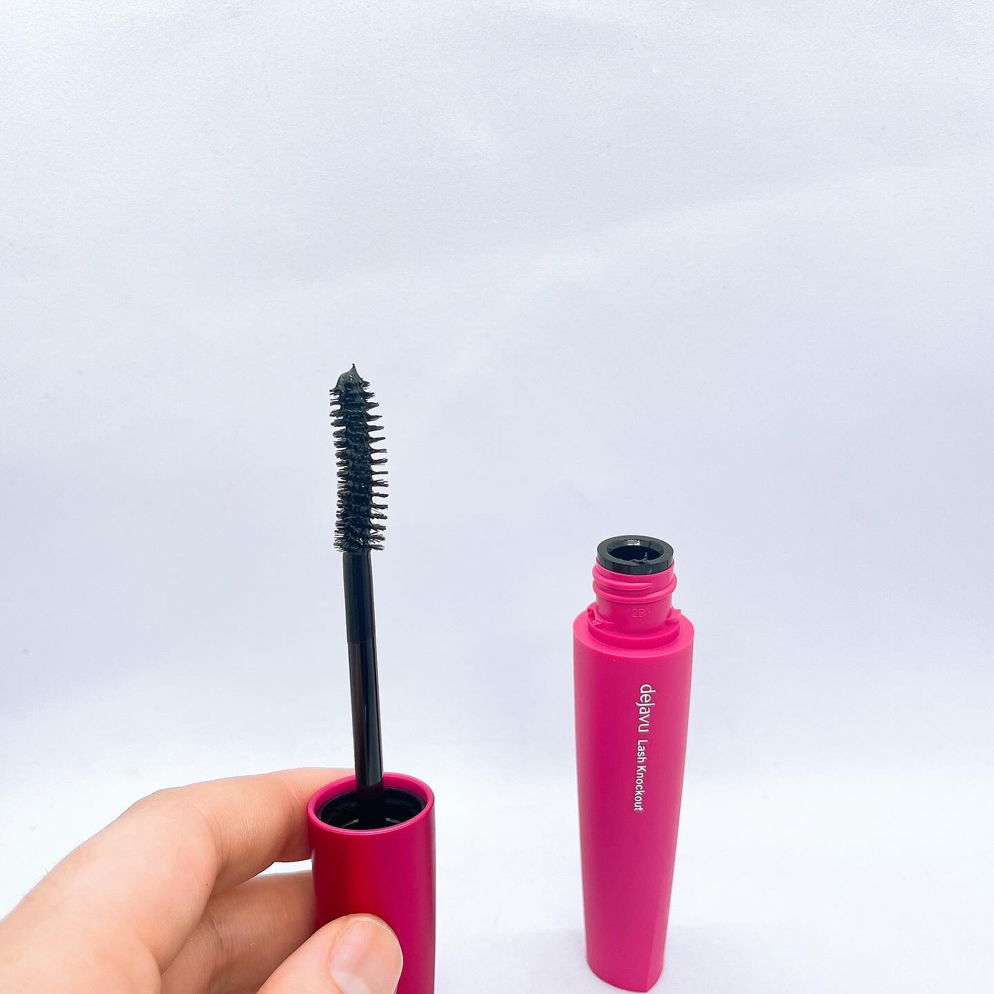 「塗るつけまつげ」ボリュームタイプ/デジャヴュ/マスカラを使ったクチコミ（2枚目）