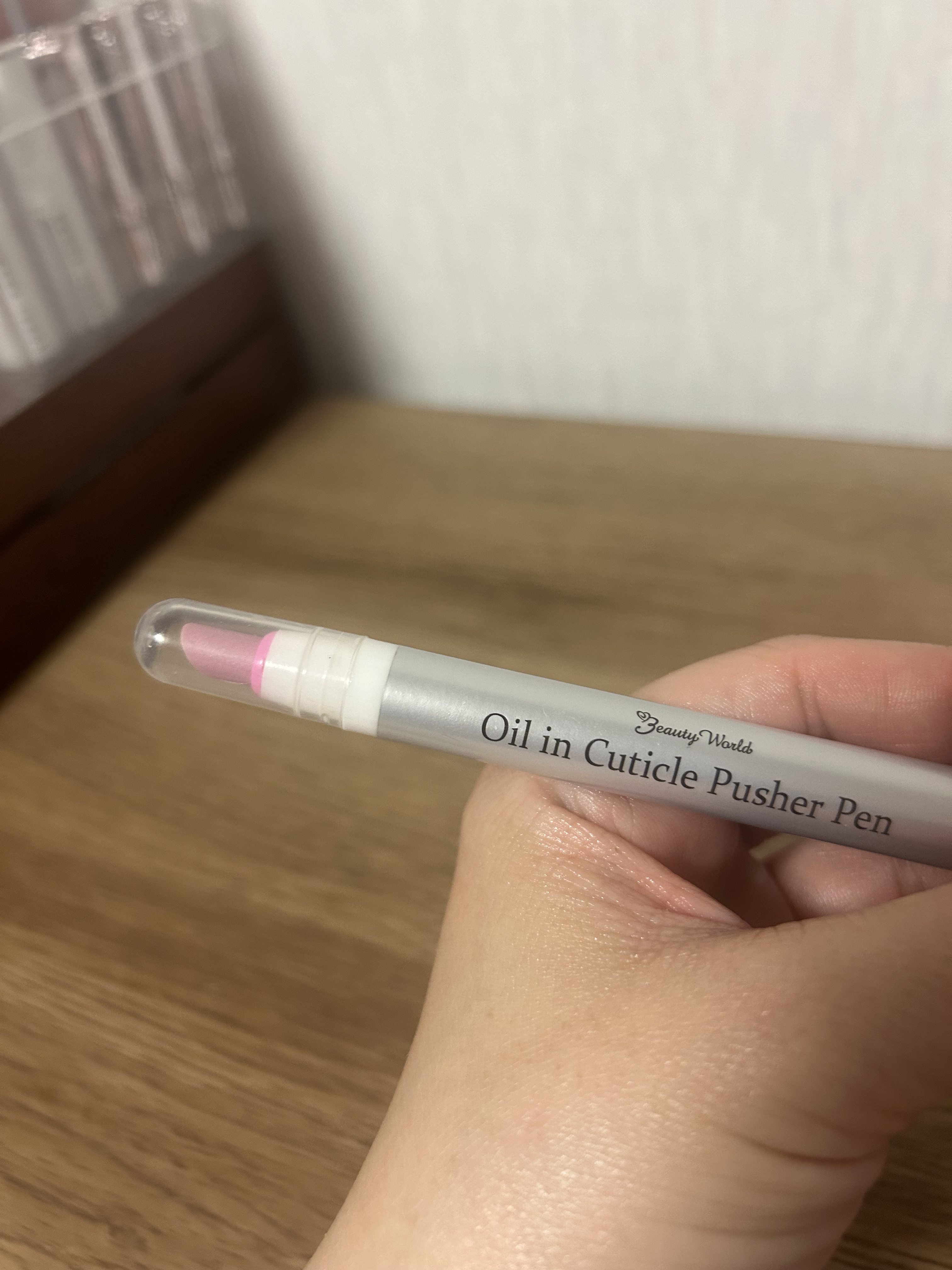オイルインキューティクルプッシャーペン/ビューティーワールド/ネイル用品を使ったクチコミ（2枚目）