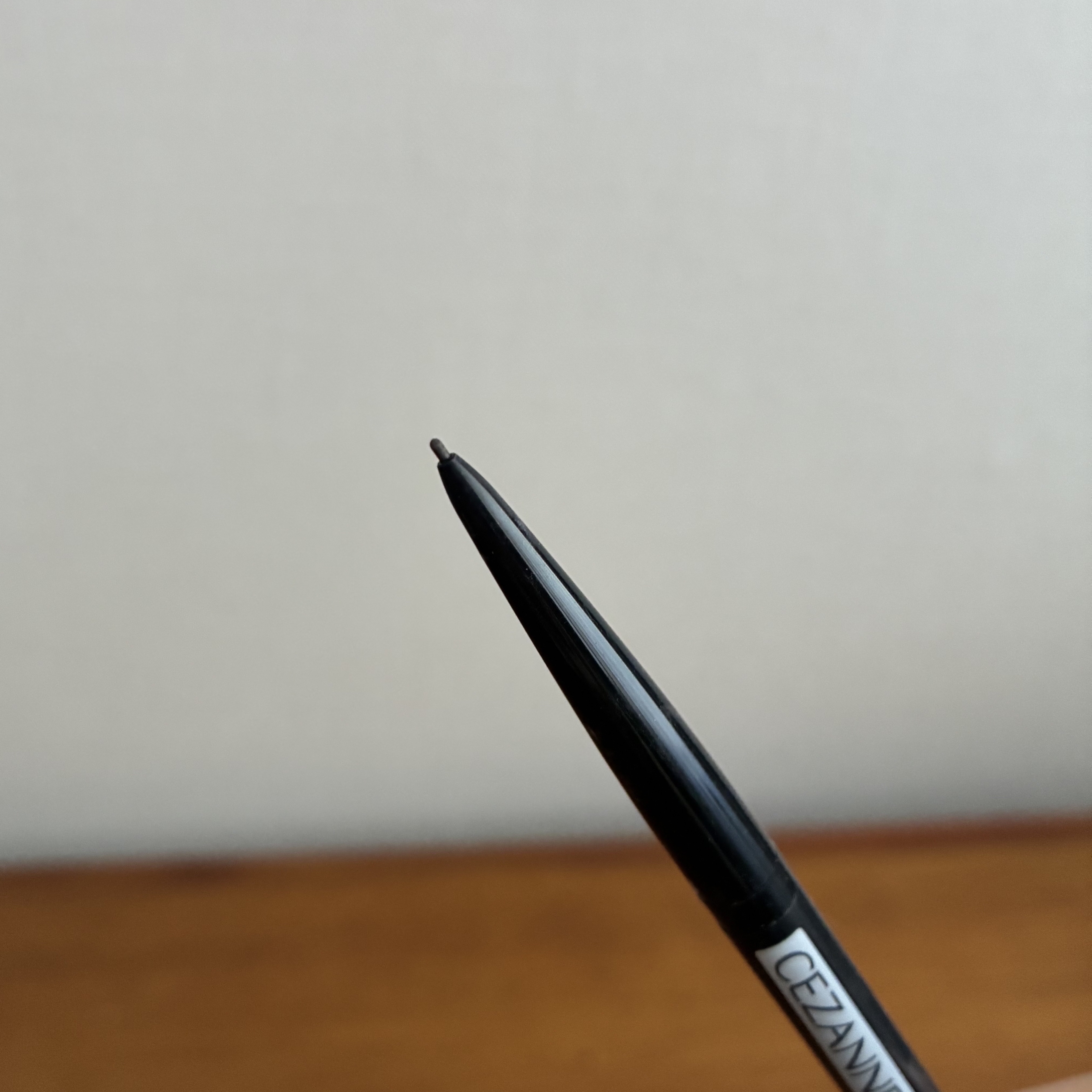 超細芯アイブロウ 04 ディープブラウン/CEZANNE/アイブロウペンシルを使ったクチコミ（2枚目）