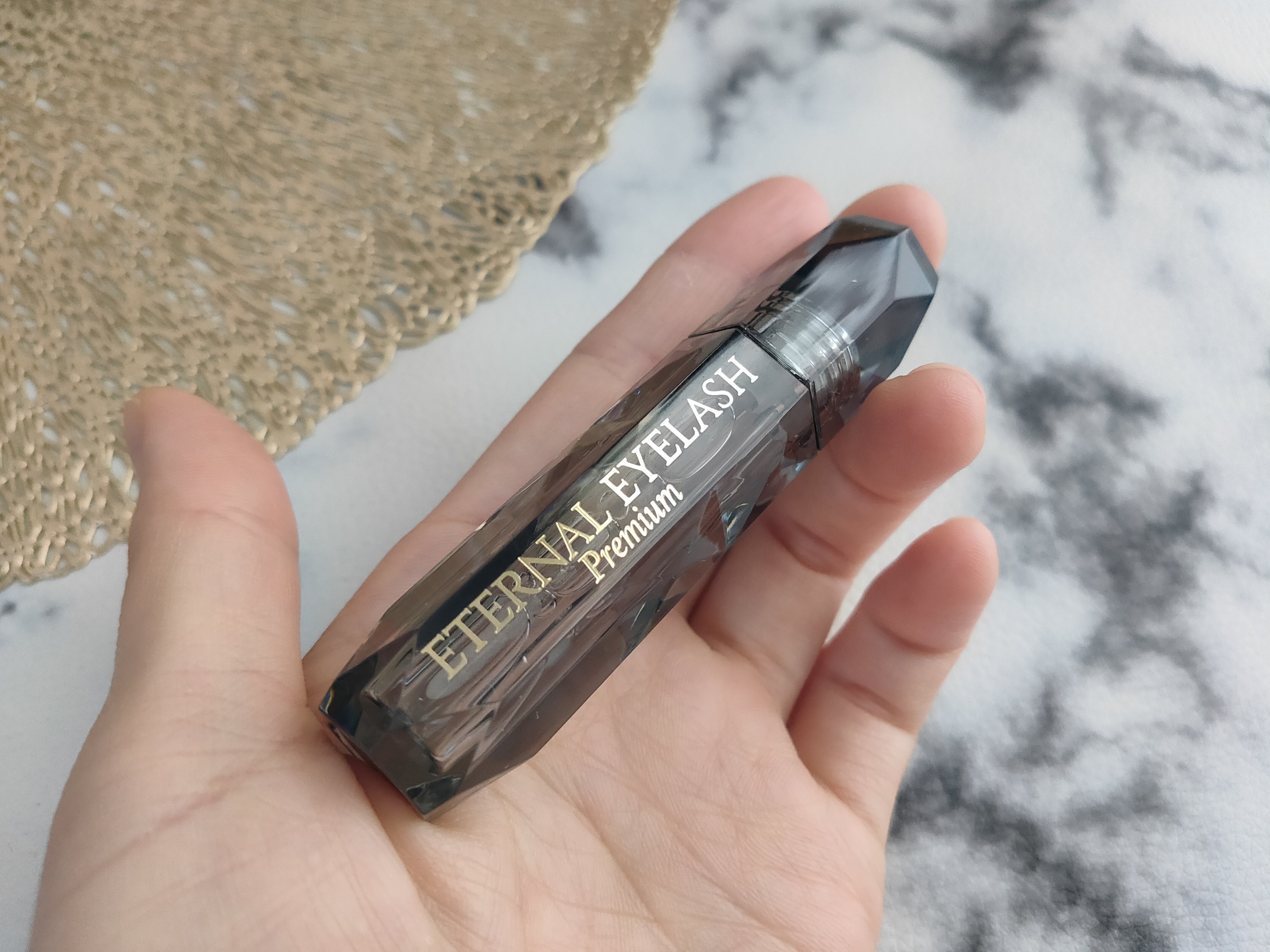 エターナルアイラッシュプレミアム/リュバンブラン/まつげ美容液を使ったクチコミ（1枚目）