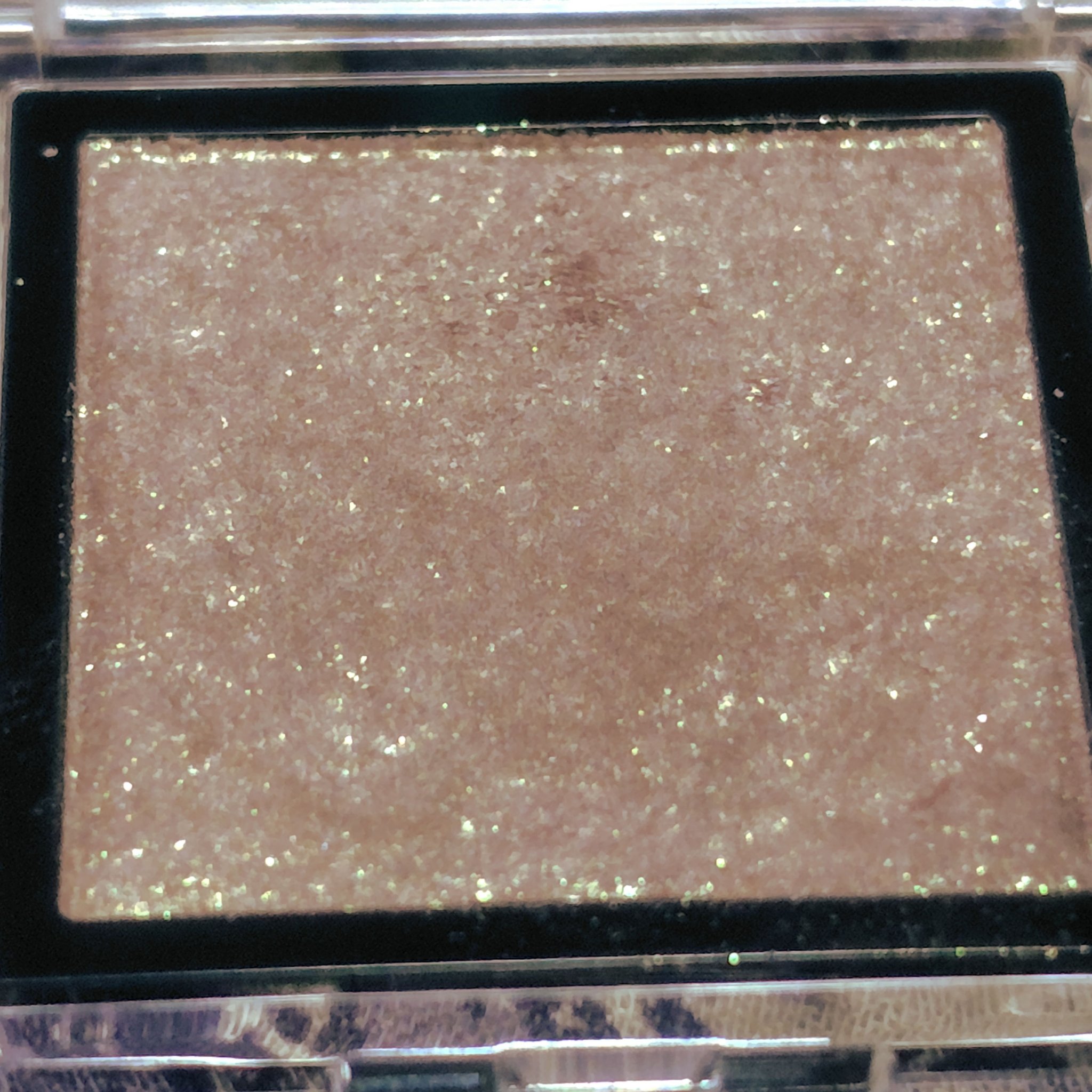 アディクション ザ アイシャドウ スパークル/ADDICTION/単色アイシャドウを使ったクチコミ（2枚目）