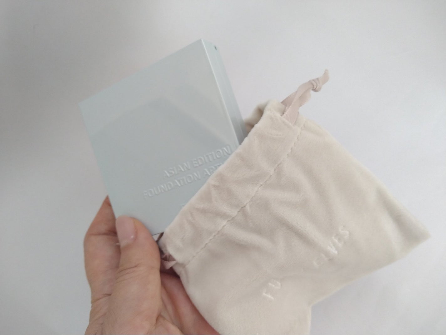 ネビュラ プレストパウダー/FUNNY ELVES方里/プレストパウダーを使ったクチコミ(4枚目)