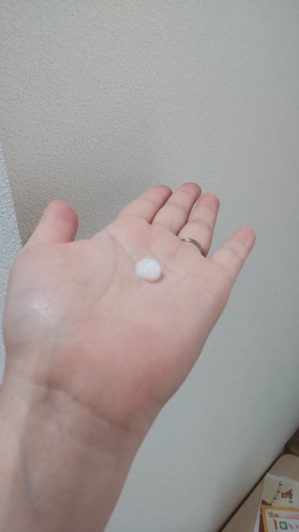 エッセンシャル プレミアム うるりジェリーミルク/エッセンシャル/ヘアミルクを使ったクチコミ(2枚目)