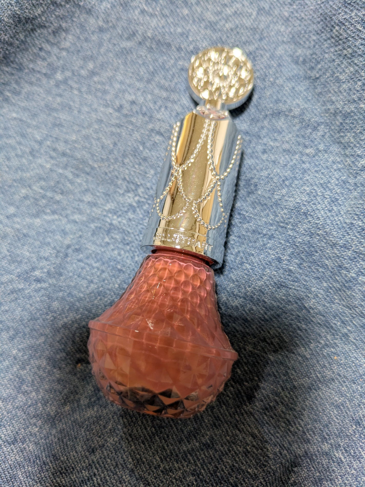 フレグラント ネイルラッカー/JILL STUART/マニキュアを使ったクチコミ(3枚目)