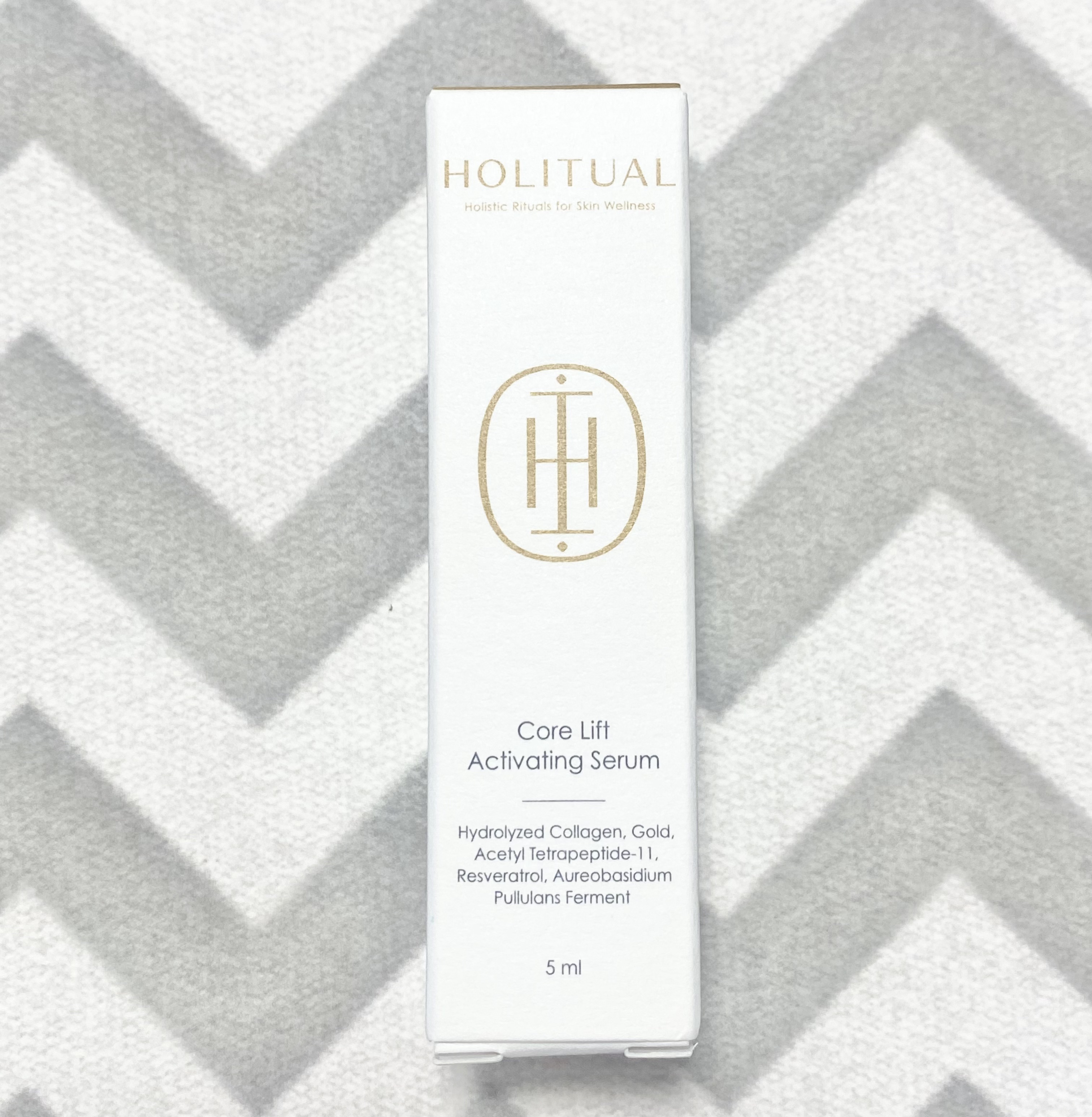 試してみた】コアリフトアクティベーティングセラム HOLITUAL の