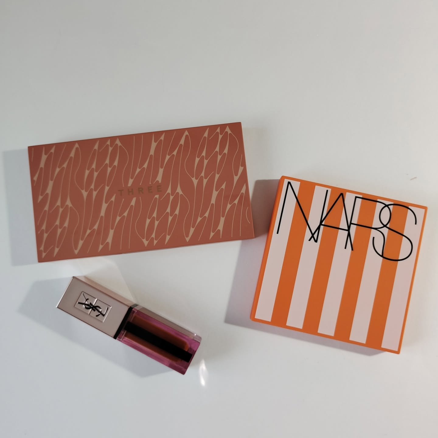 NARS ホットエスケープ チークパレット/NARS/マルチパレットを使ったクチコミ（1枚目）