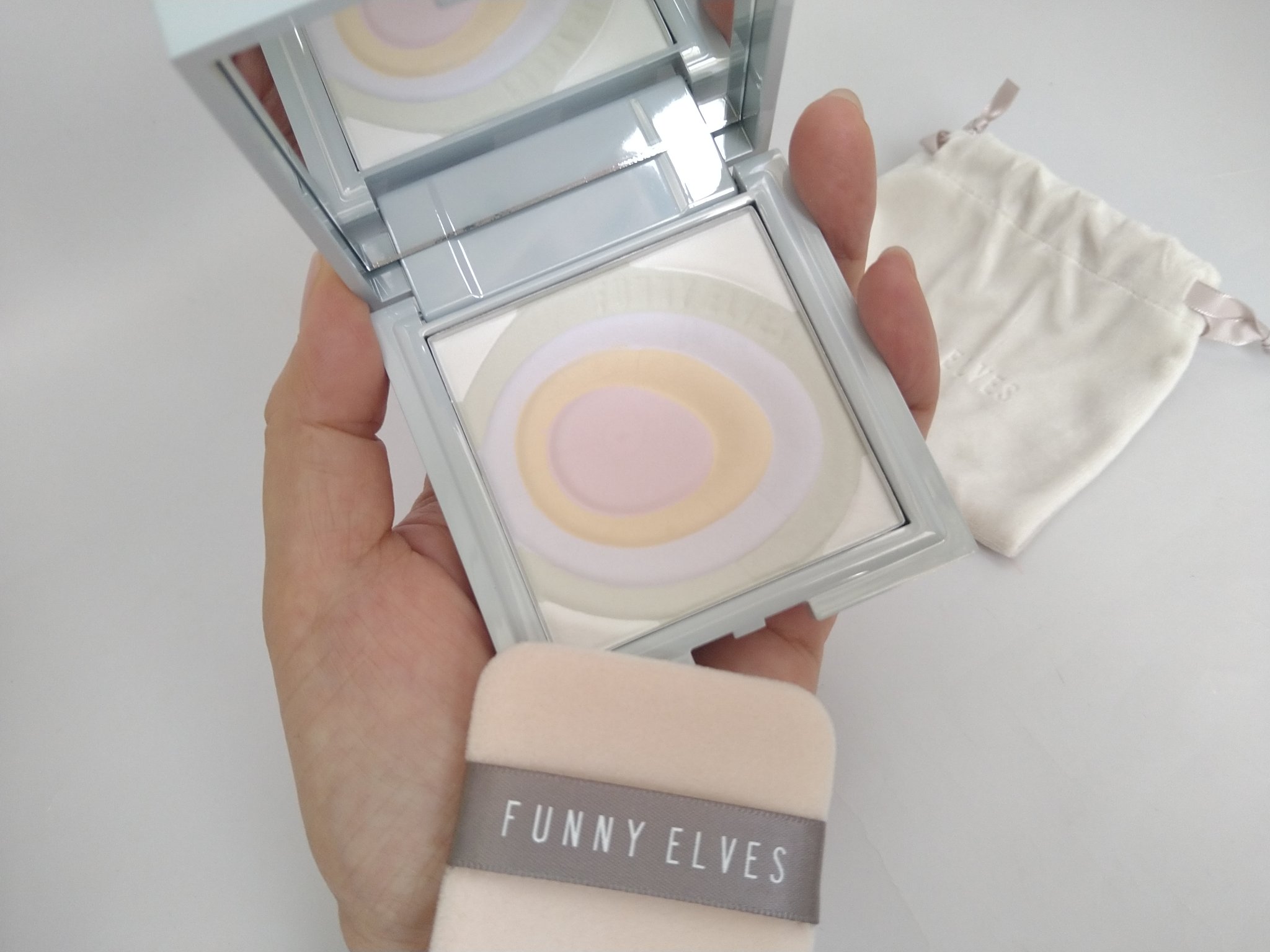ネビュラ プレストパウダー/FUNNY ELVES方里/プレストパウダーを使ったクチコミ（2枚目）