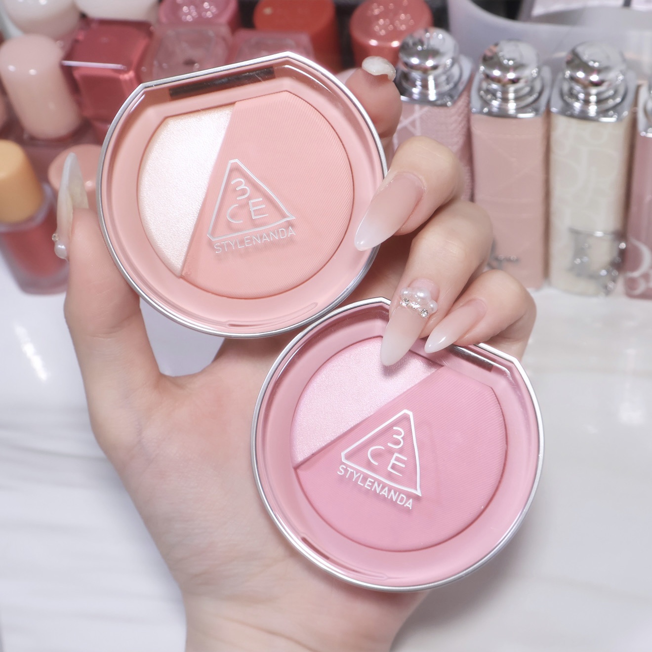 3CE ブラッシュライター レイジートーク/3CE/パウダーチークを使ったクチコミ（1枚目）