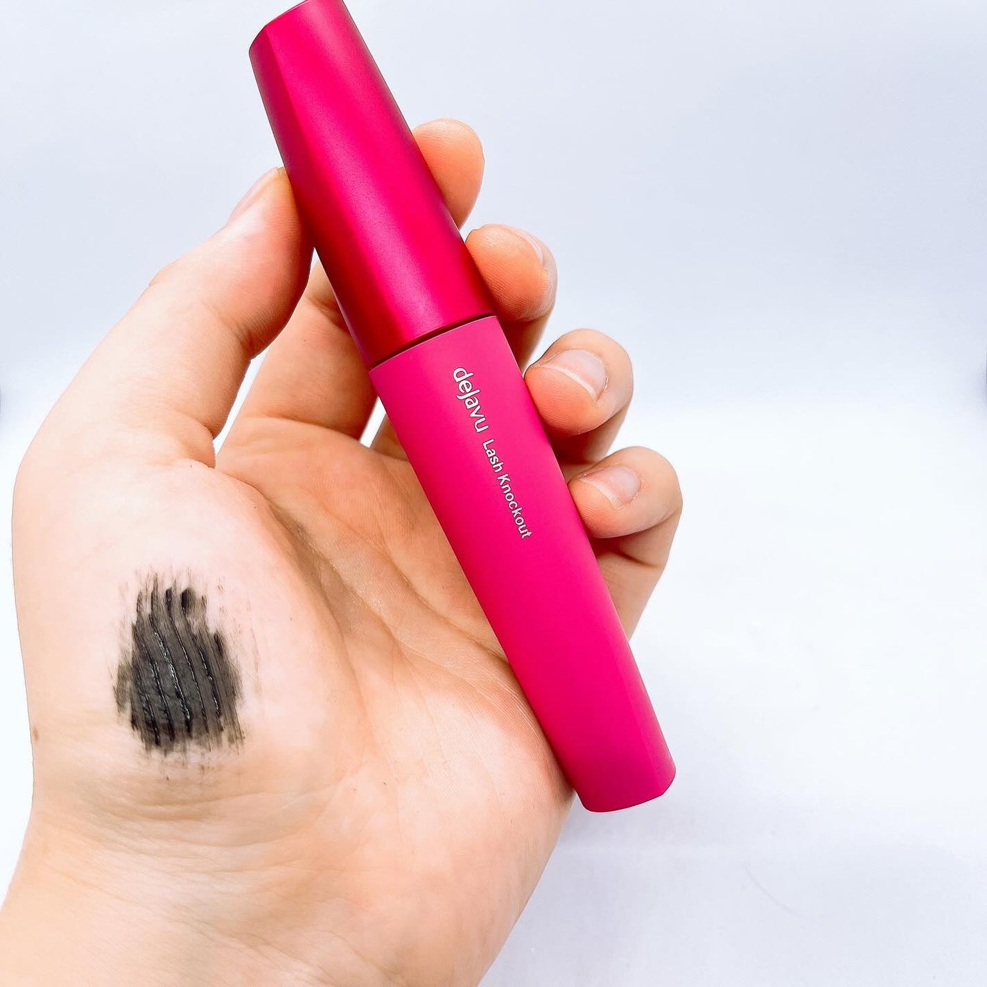 「塗るつけまつげ」ボリュームタイプ/デジャヴュ/マスカラを使ったクチコミ(4枚目)