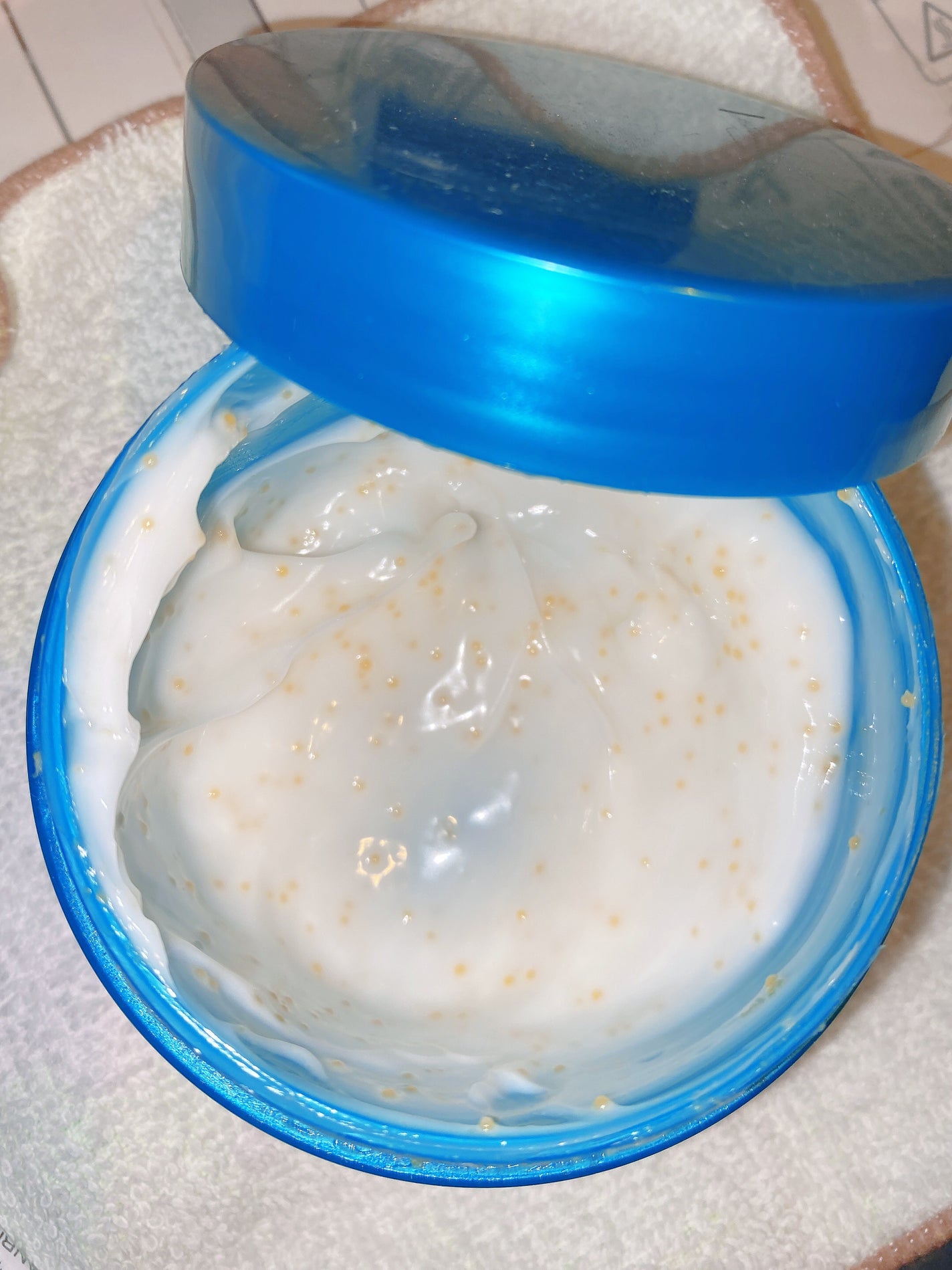 ビューティーチャージ ナイトスペリア/アトリックス/ハンドクリームを使ったクチコミ(1枚目)