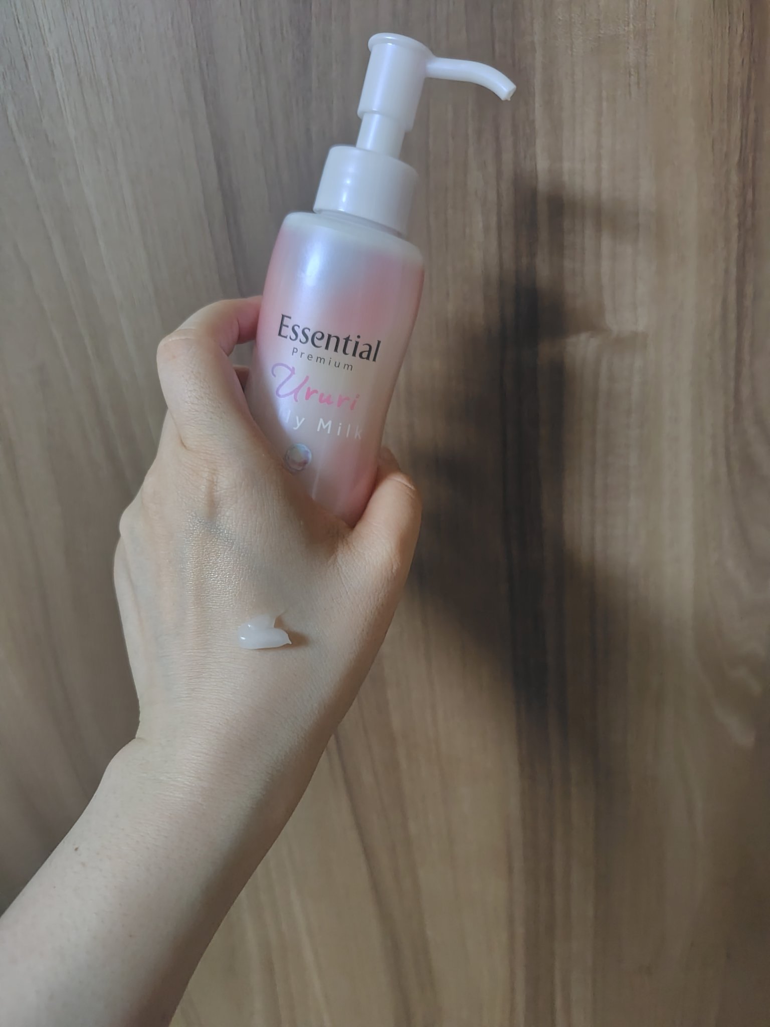 エッセンシャル プレミアム うるりジェリーミルク/エッセンシャル/ヘアミルクを使ったクチコミ（3枚目）