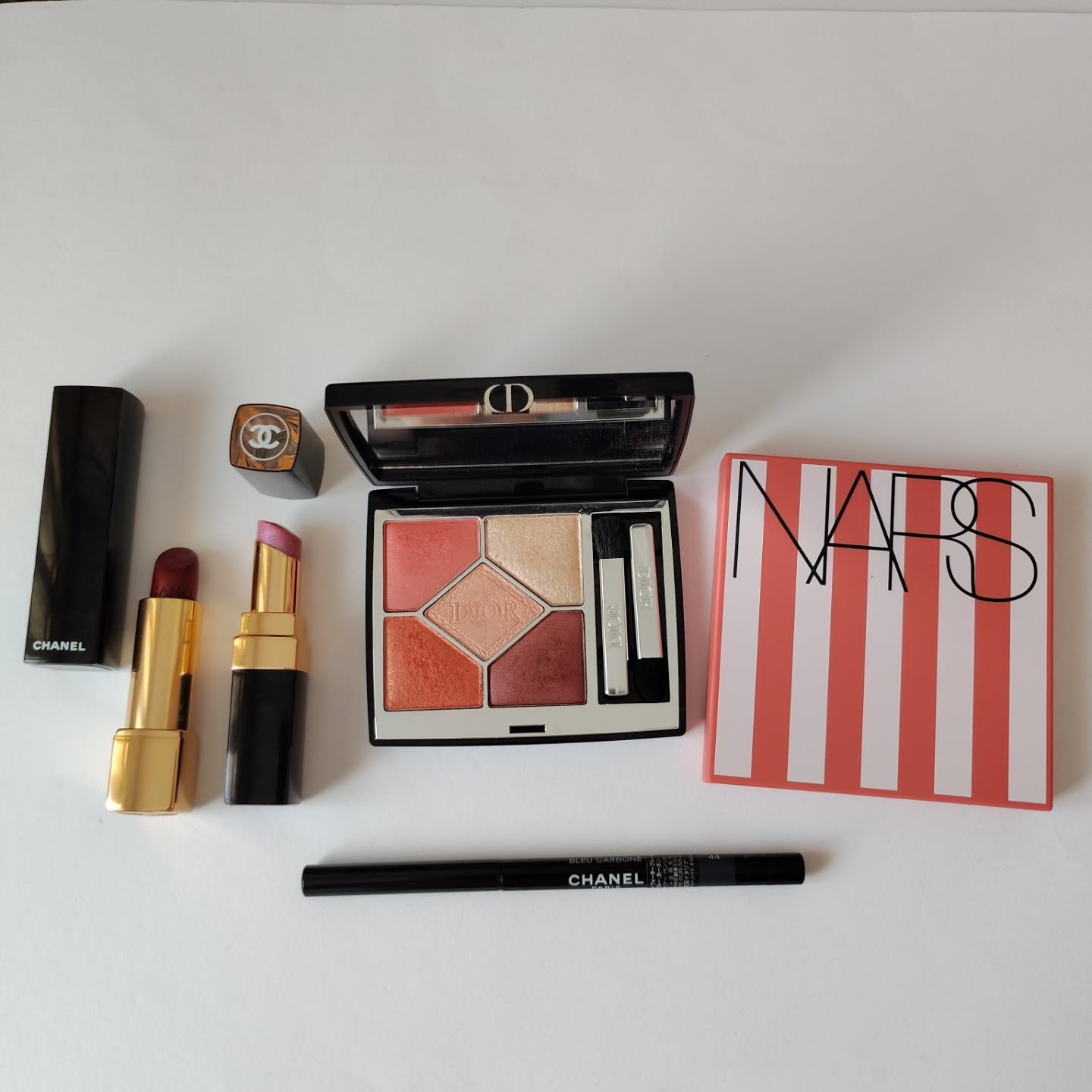 ルージュ アリュール ヴェルヴェット/CHANEL/口紅を使ったクチコミ（1枚目）