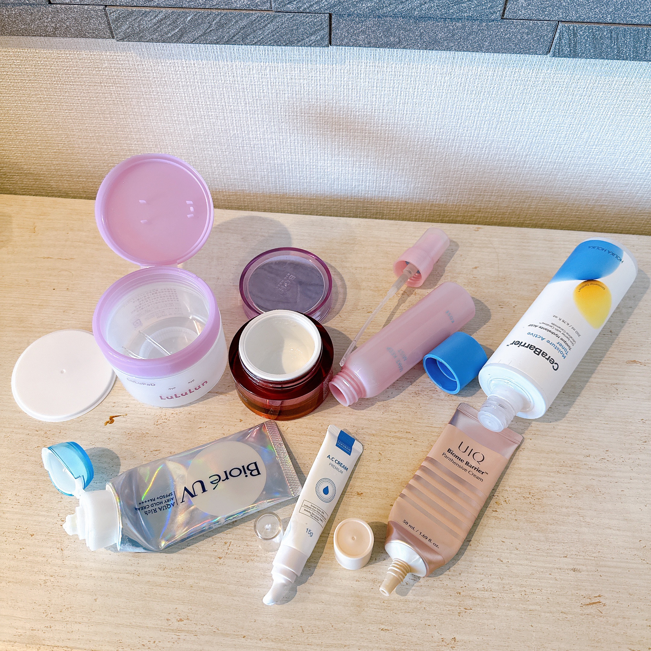 アクアリッチ エアリーホールドクリーム（呼吸感ベールUV）/ビオレ/日焼け止めクリームを使ったクチコミ（2枚目）