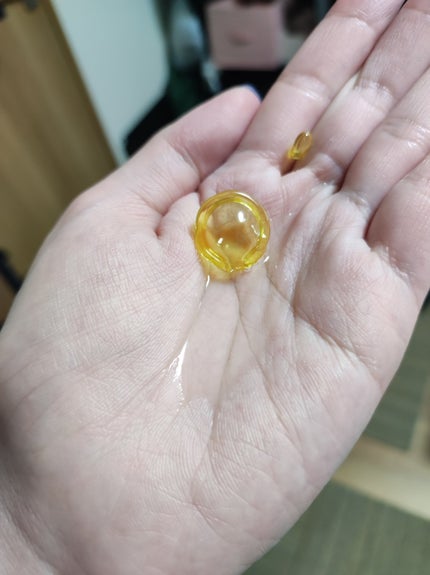 ヘアーオイル【スムース&シャイニー】/ellips/ヘアオイルを使ったクチコミ(2枚目)