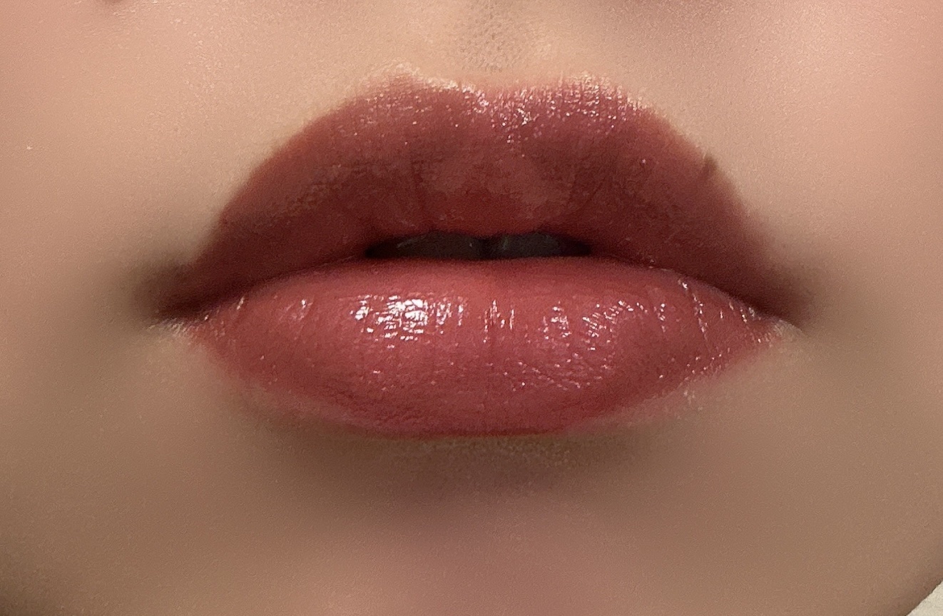 レブロン シアー バーム クレヨン 005 フィグ タルト/REVLON/口紅を使ったクチコミ（2枚目）