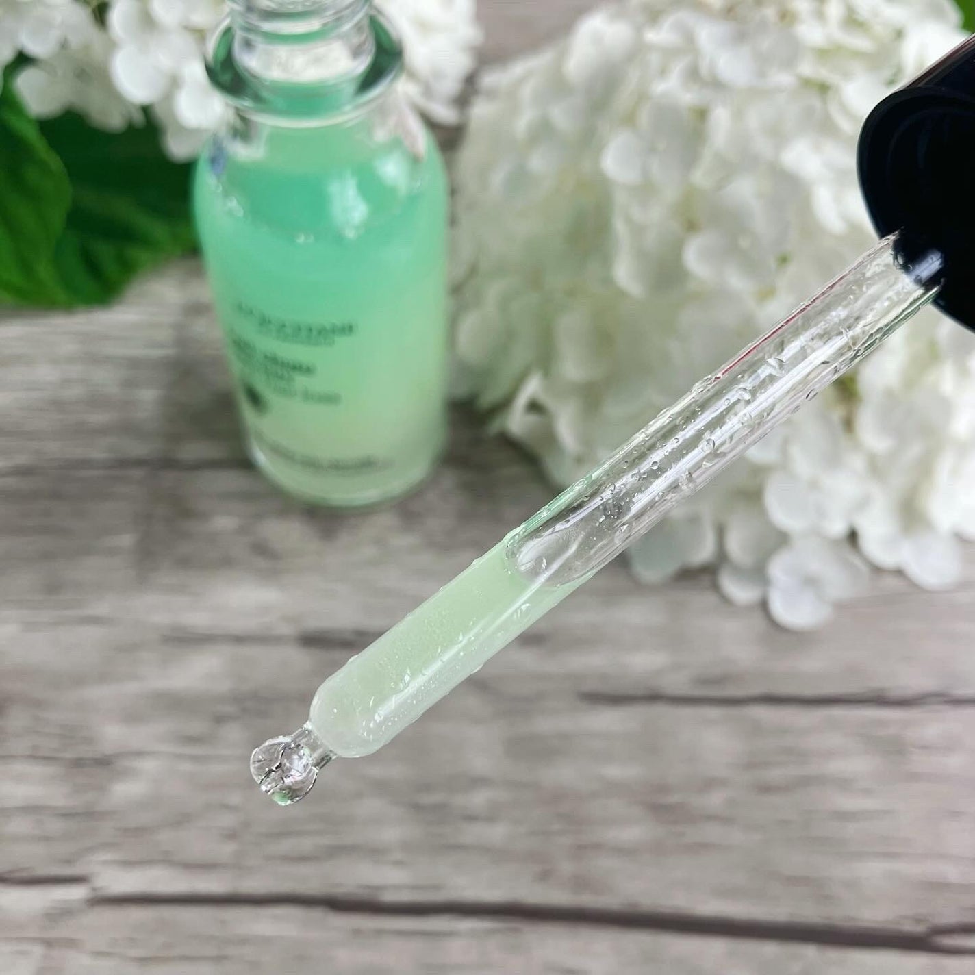 薬用 メディカル アンチヘアロスセラム/L'OCCITANE/頭皮ローションを使ったクチコミ(3枚目)