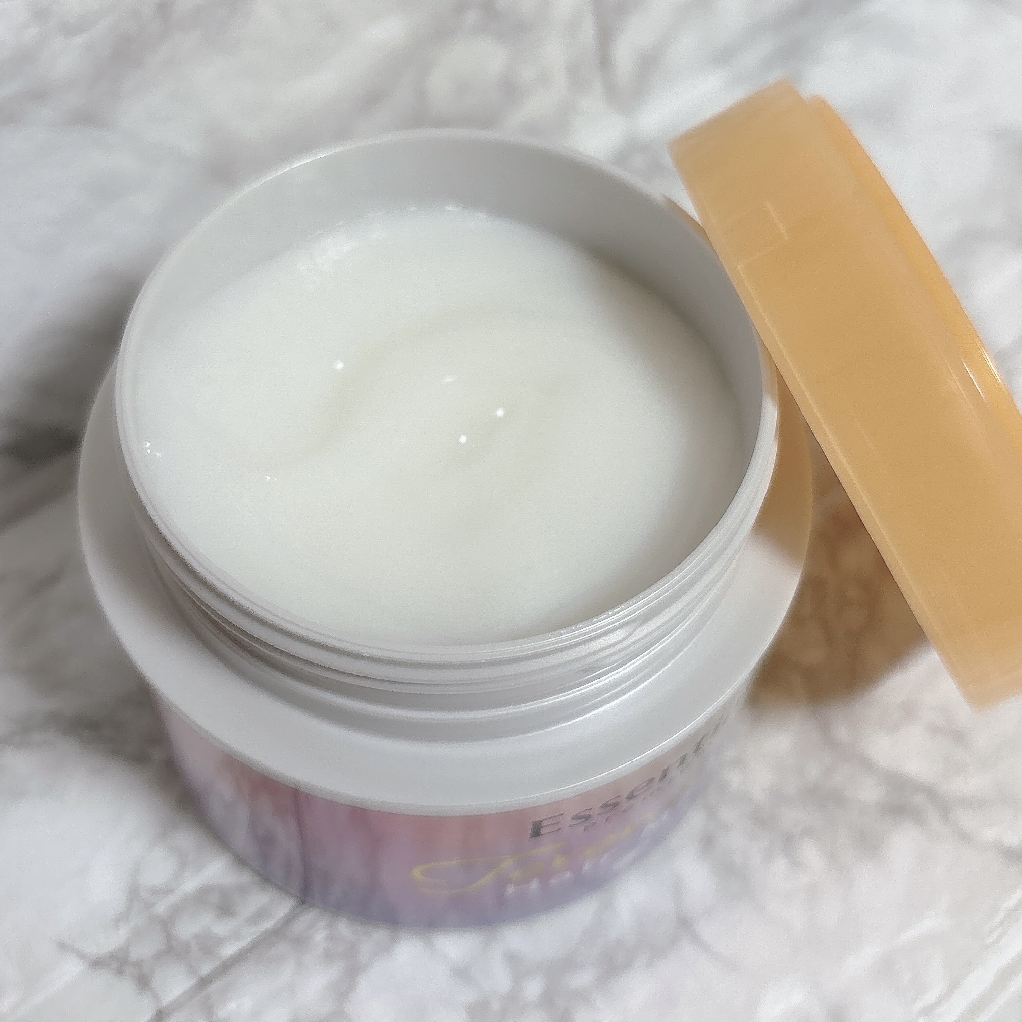 エッセンシャルプレミアム とろ生ヘアマスク/エッセンシャル/ヘアマスク・ヘアパックを使ったクチコミ（3枚目）