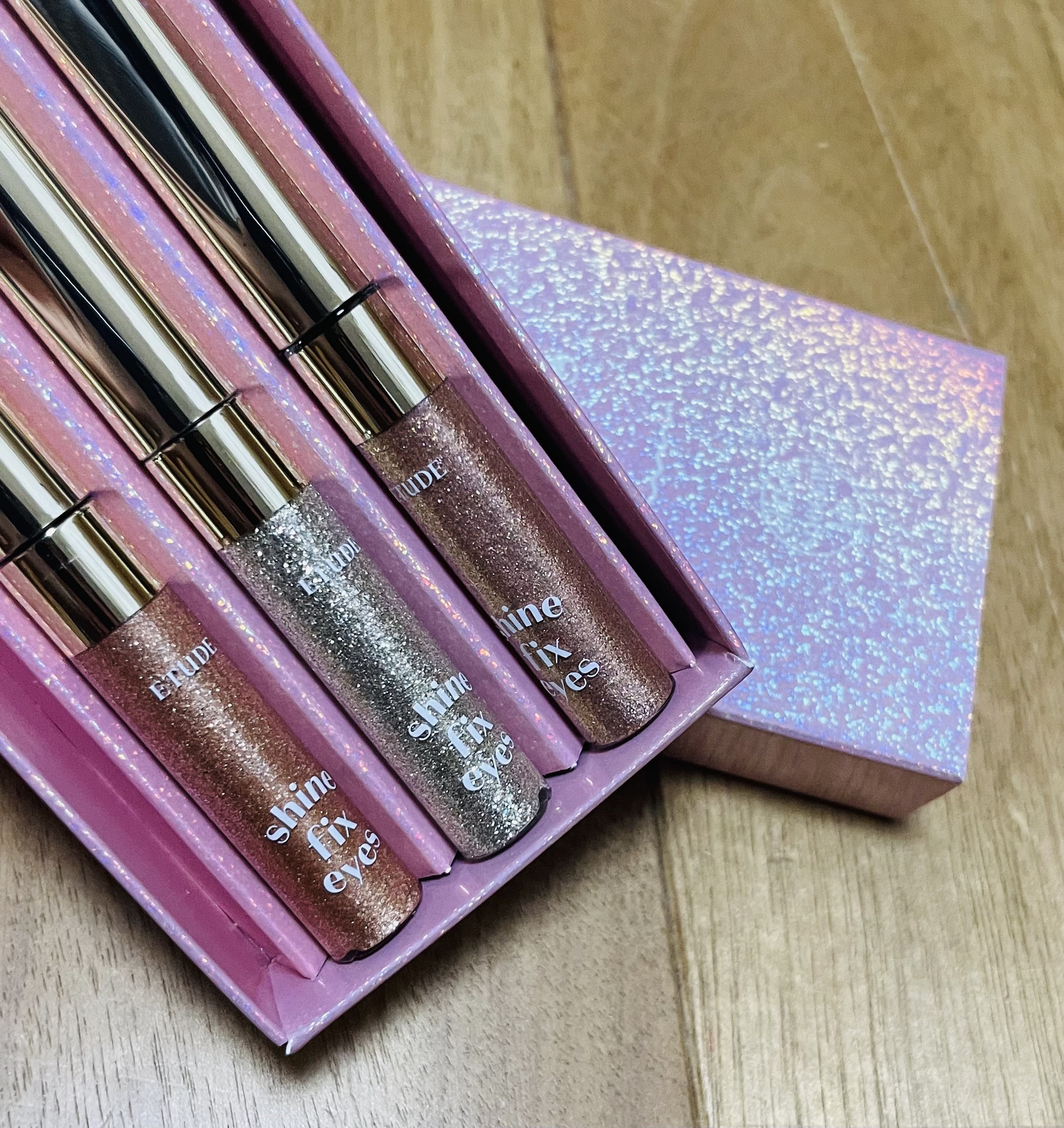 シャインフィックス アイズグリッター/ETUDE/グリッターを使ったクチコミ（3枚目）