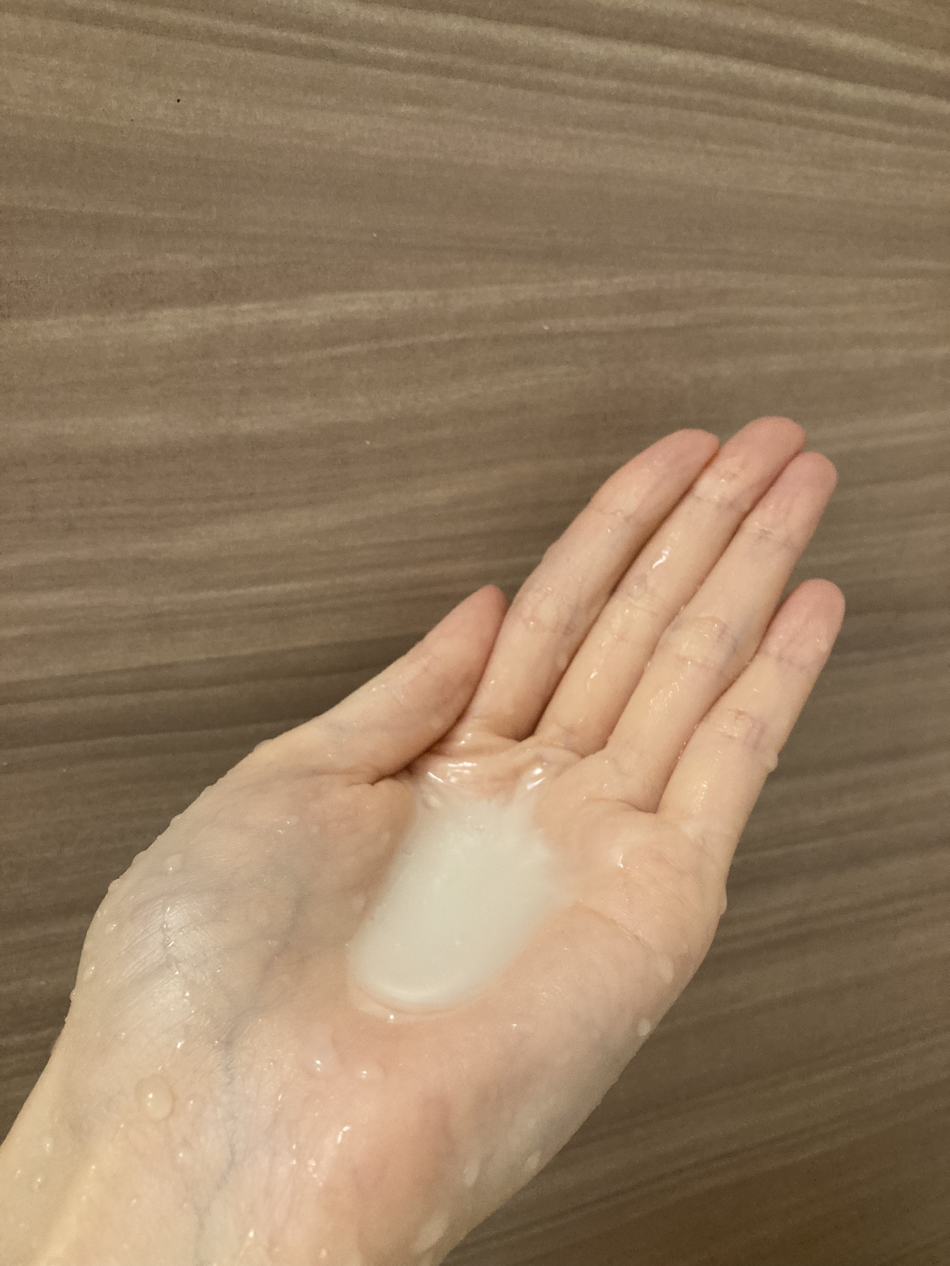 エッセンシャルプレミアム バリアシャンプー・コンディショナー スパークルモイスト/エッセンシャル/市販シャンプーを使ったクチコミ（3枚目）