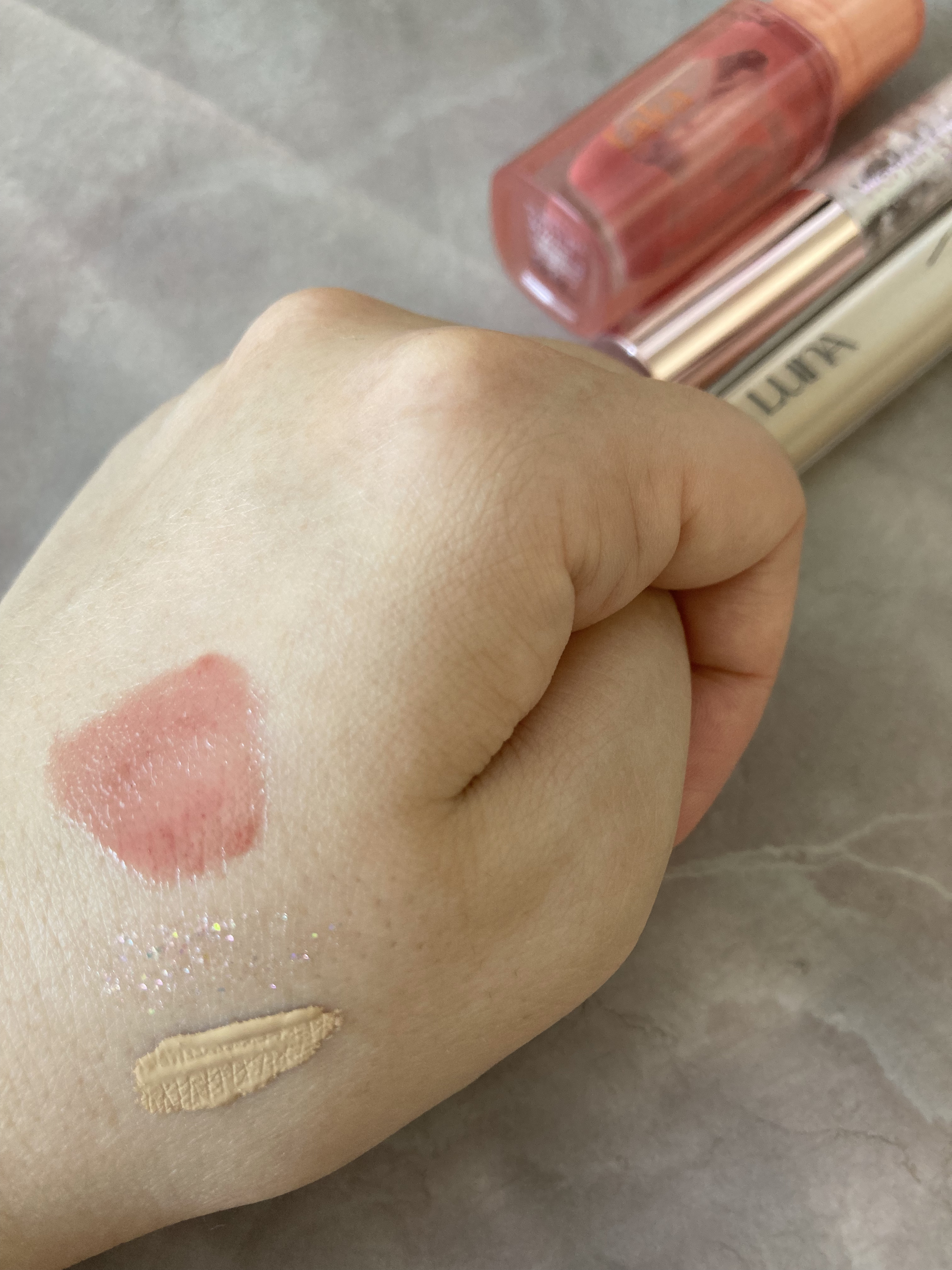 ジェリーイングヌードグロス/Laka/リップグロスを使ったクチコミ（2枚目）