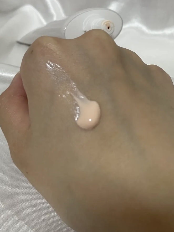 ウォータフルトーンアップサンクリーム/ダルバ/日焼け止めクリームを使ったクチコミ（2枚目）