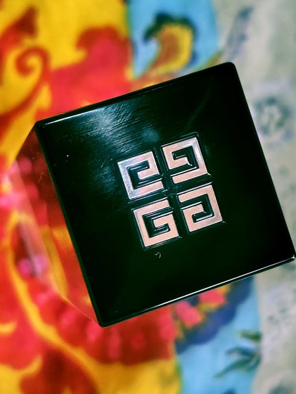 プリズム・リーブル・グロウ・セラム・ ファンデーション/GIVENCHY/リキッドファンデーションを使ったクチコミ(2枚目)