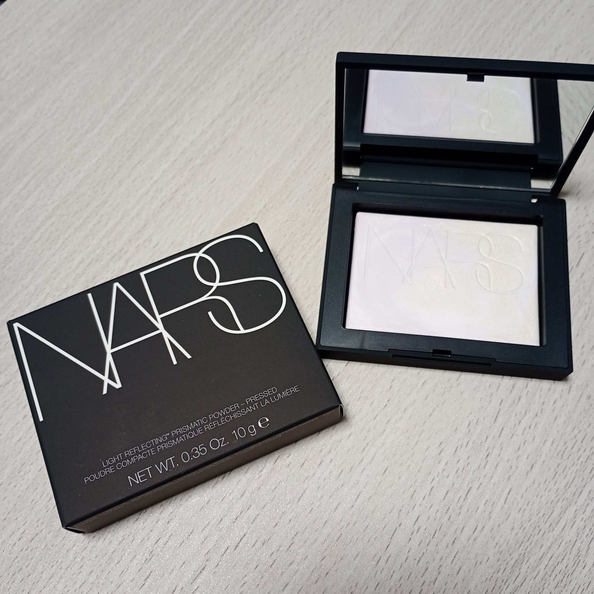 ライトリフレクティング プリズマティックパウダー/NARS/プレストパウダーを使ったクチコミ（2枚目）