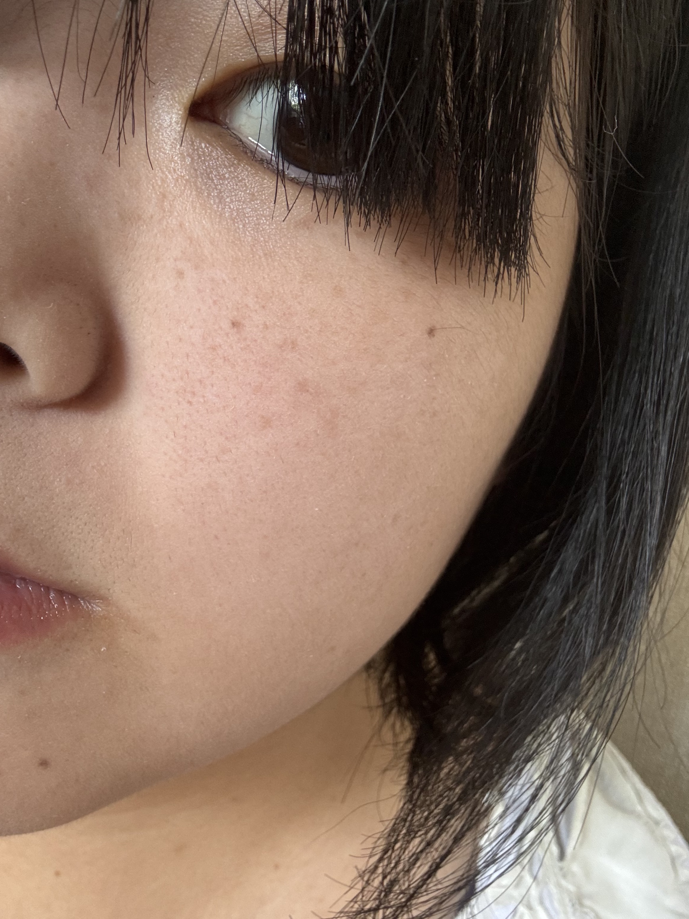 スキンアクア トーンアップUVエッセンス/スキンアクア/日焼け止めクリームを使ったクチコミ（3枚目）