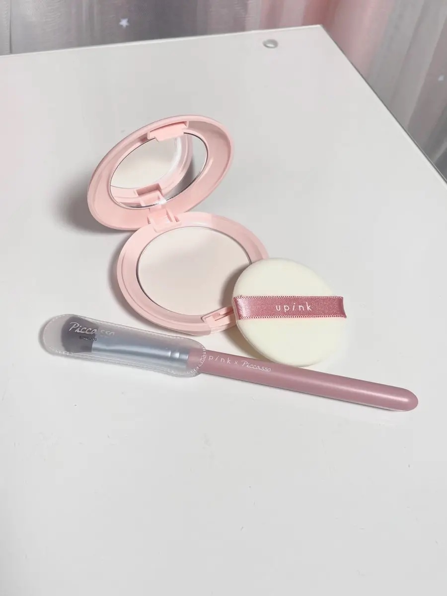 エアリースムースパウダー/upink/プレストパウダーを使ったクチコミ（1枚目）