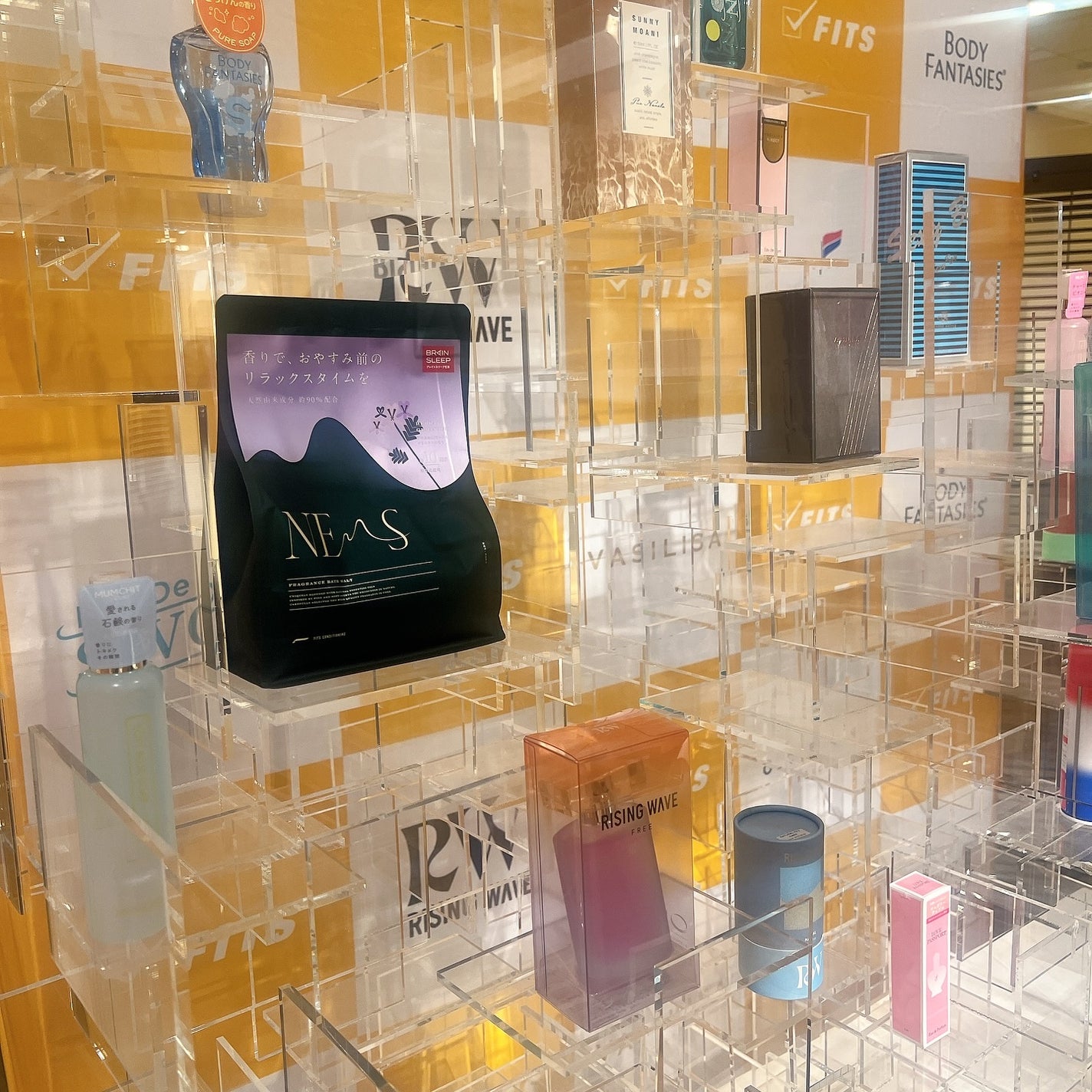 りーちゃん on LIPS 「フィッツコーポレーションの2025AW展示会にお招きいただきま..」(8枚目)