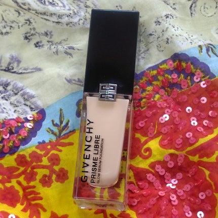 プリズム・リーブル・グロウ・セラム・ ファンデーション/GIVENCHY/リキッドファンデーションを使ったクチコミ(1枚目)