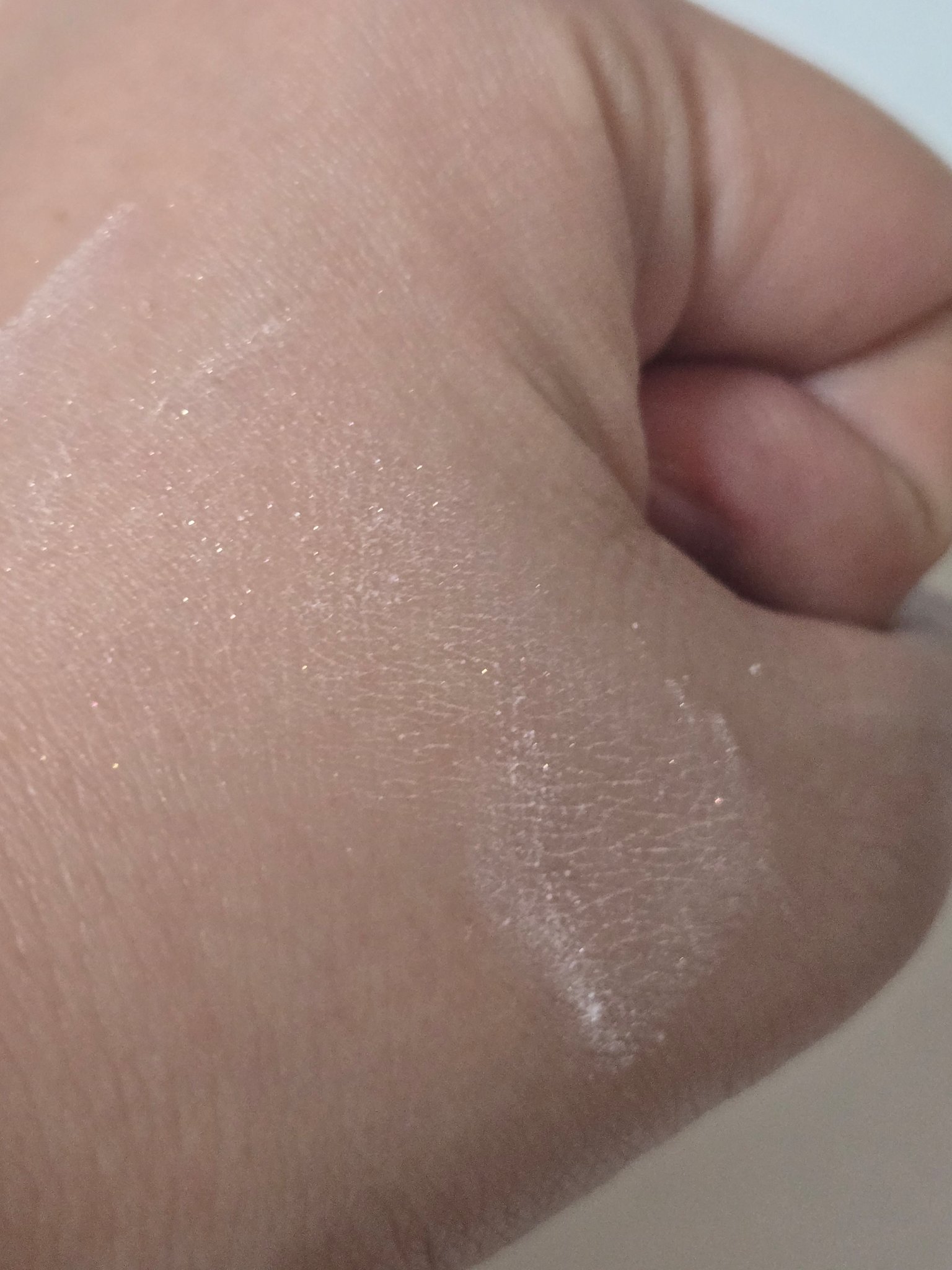 フェイスパウダー 80 glow pink/DECORTÉ/ルースパウダーを使ったクチコミ（3枚目）