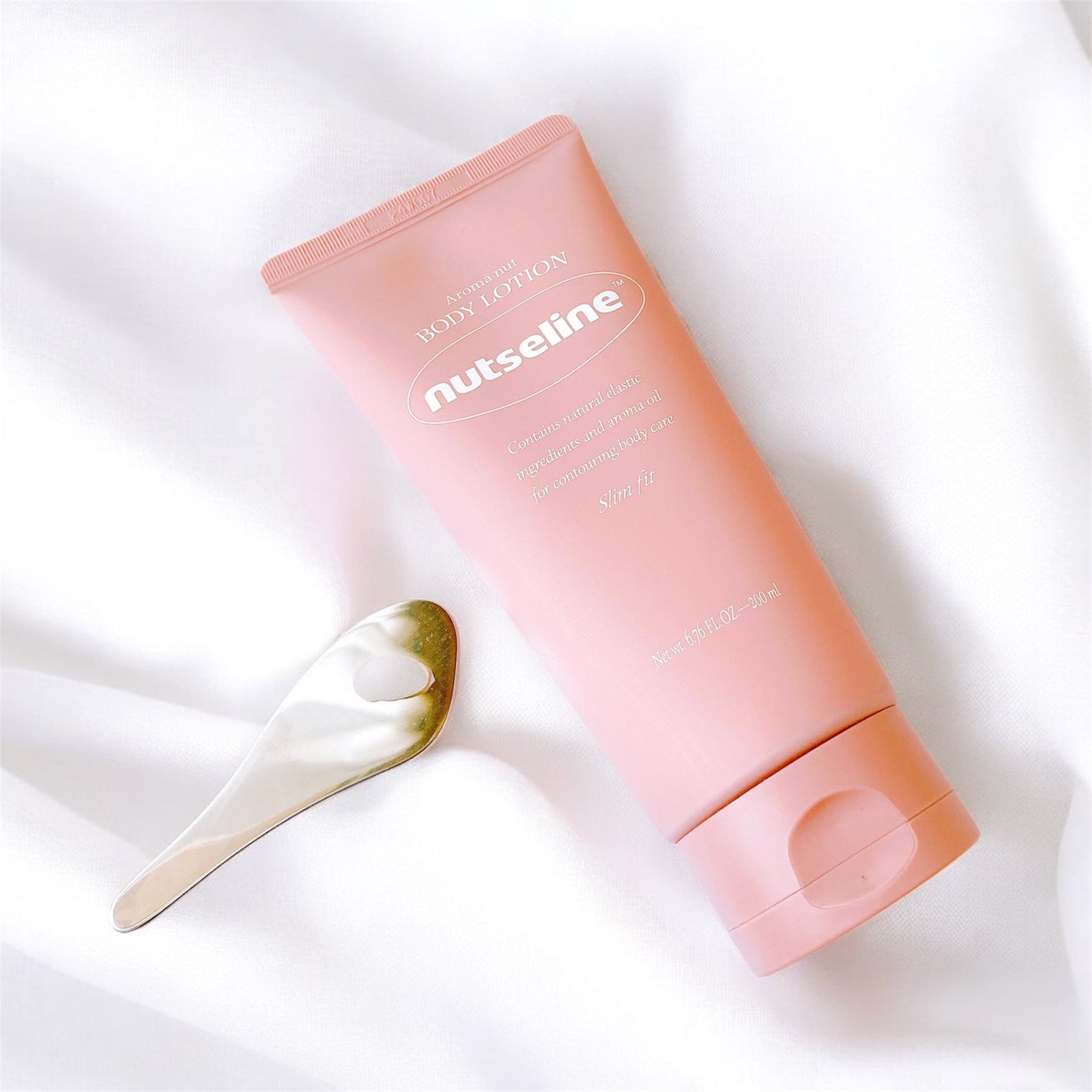 スーパーナッツナリッシングバーム/ナッツセリン/ボディクリームを使ったクチコミ(2枚目)