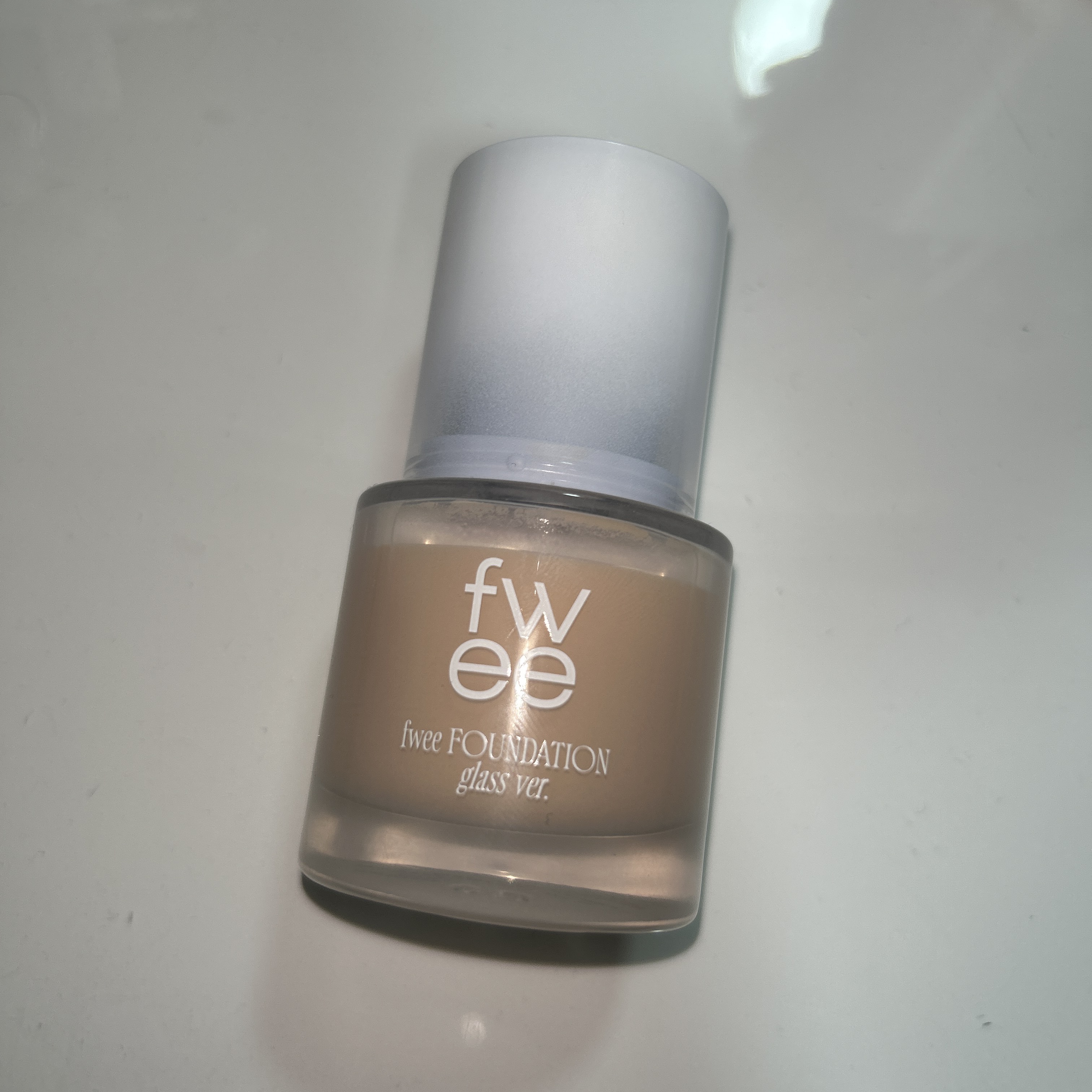 フィーファンデーションガラス/fwee/リキッドファンデーションを使ったクチコミ（1枚目）