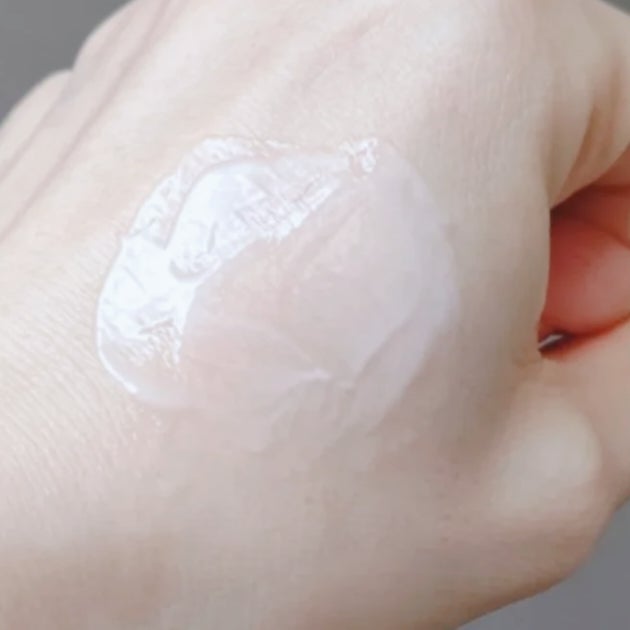 エッセンシャル プレミアム うるりキラリオイル/エッセンシャル/ヘアオイルを使ったクチコミ(2枚目)