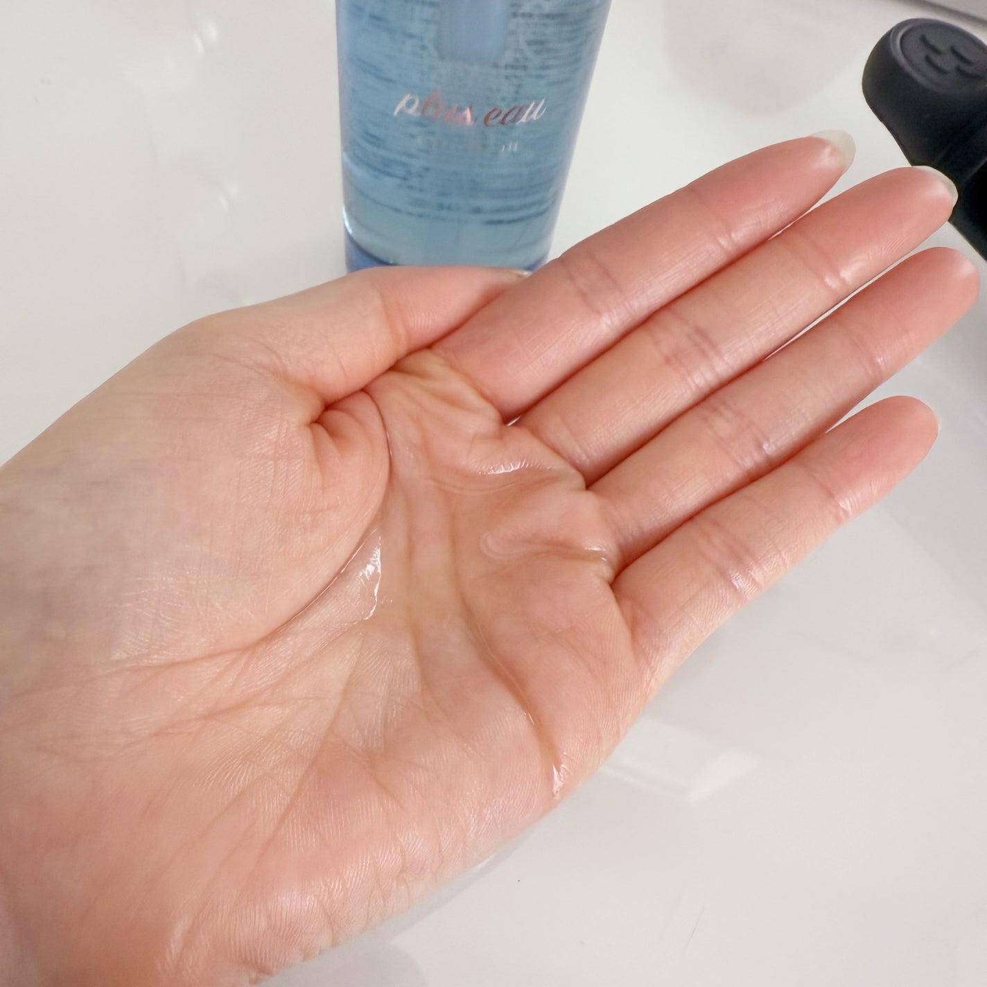 カールフィックスオイル/plus eau/ヘアオイルを使ったクチコミ(2枚目)