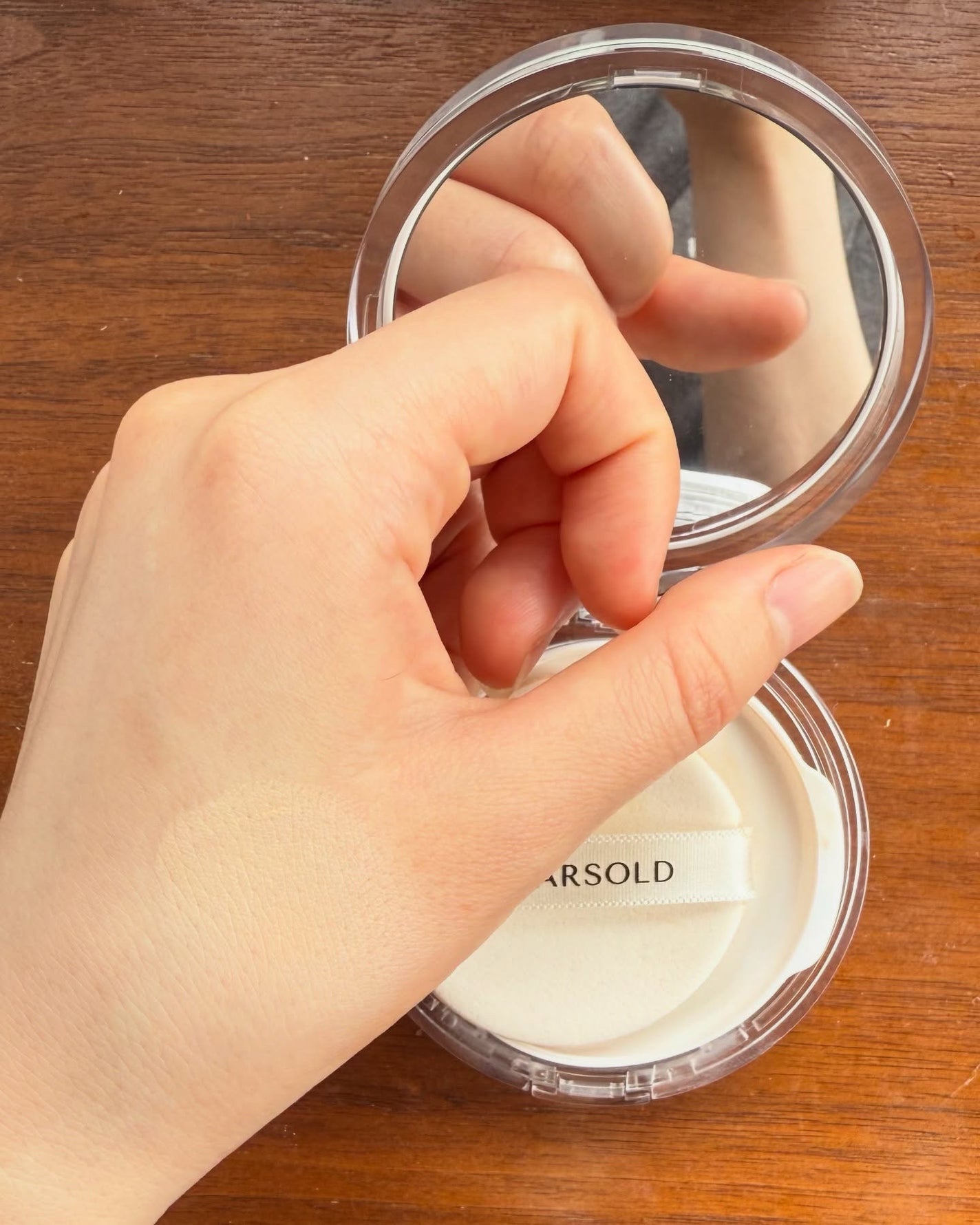 nana on LIPS 「☘️23yearsold(@23yearsold_jp )《ハ..」(3枚目)