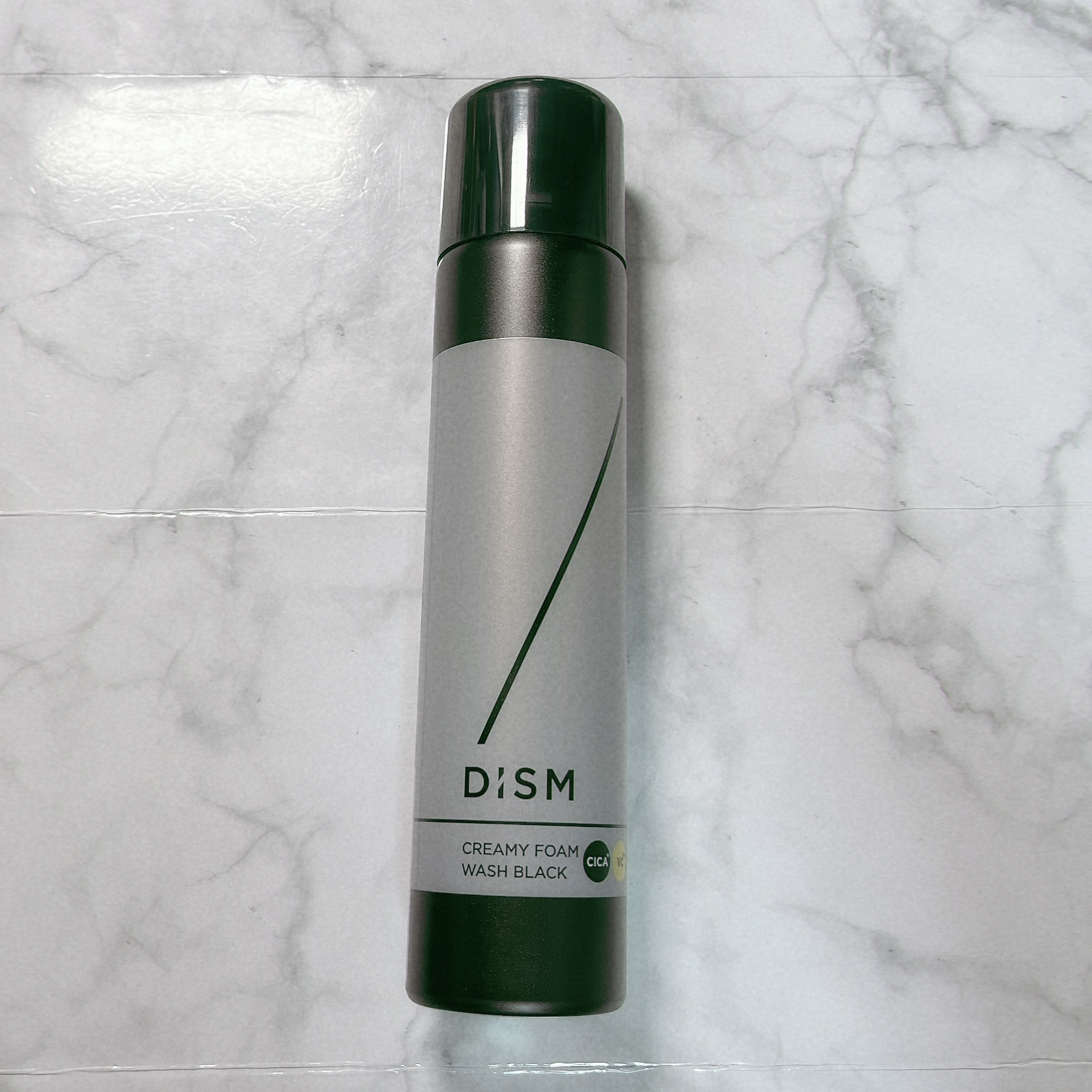 ディズム クリーミーフォームウォッシュ ブラック/DISM/泡洗顔を使ったクチコミ（1枚目）