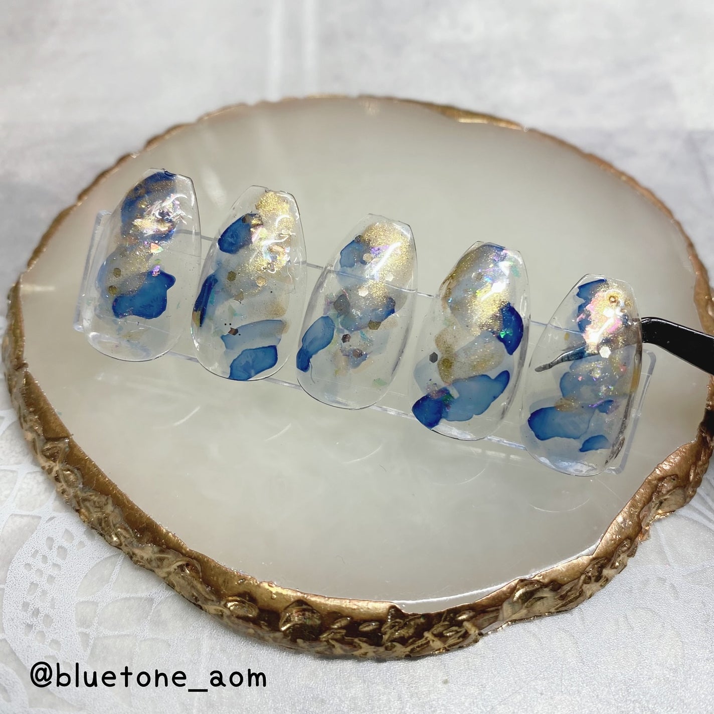 ⋆͛🦖⋆͛aomi on LIPS 「インクニュアンスネイルホログラムはPLANETNAILさんのポ..」(1枚目)