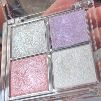 multi use glow on palette/huemi/パウダーハイライトを使ったクチコミ(3枚目)