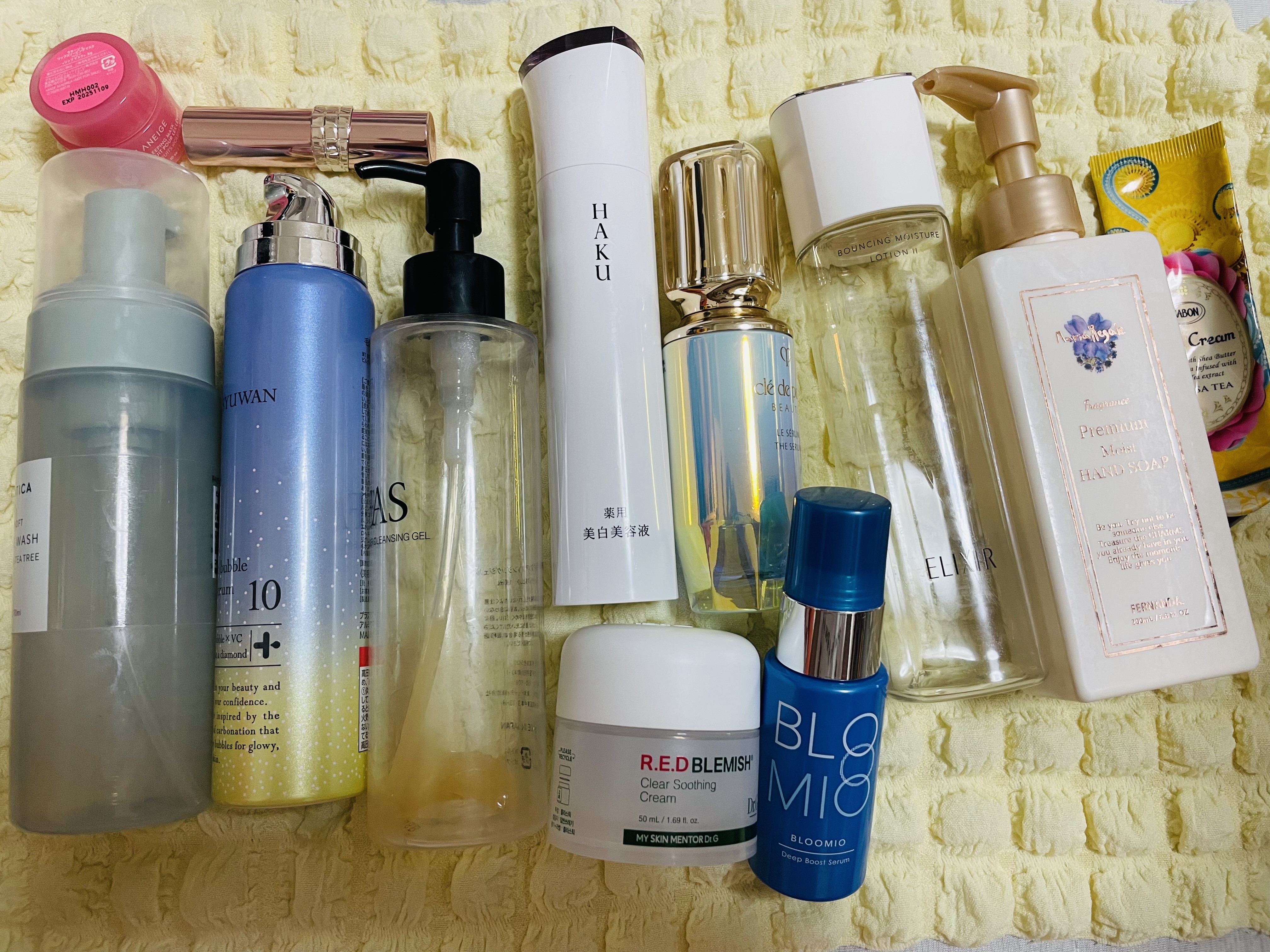 6月使い切り🌟


⭕️AROMATICA　ピュア＆ソフトフェミニンウォッシュ

デリケートゾーン用のソープで泡で出てくるので楽ちん！
優しく洗えてよかった！


⭕️FERNANDA  ハンドソープ　マリアリゲル

友人からいただいたも