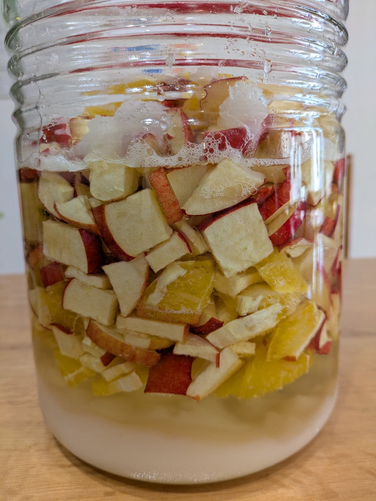 のぞみ on LIPS 「2回目の酵素ジュース作りました😉今回はリンゴとオレンジ。初めて..」(2枚目)