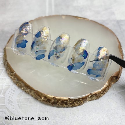 ⋆͛🦖⋆͛aomi on LIPS 「インクニュアンスネイルホログラムはPLANETNAILさんのポ..」(5枚目)