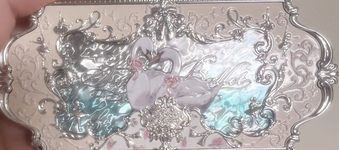 フラワーノーズスワンバレエシリーズ アイシャドウパレット 01 ホワイトスワン/FlowerKnows/アイシャドウパレットを使ったクチコミ（1枚目）