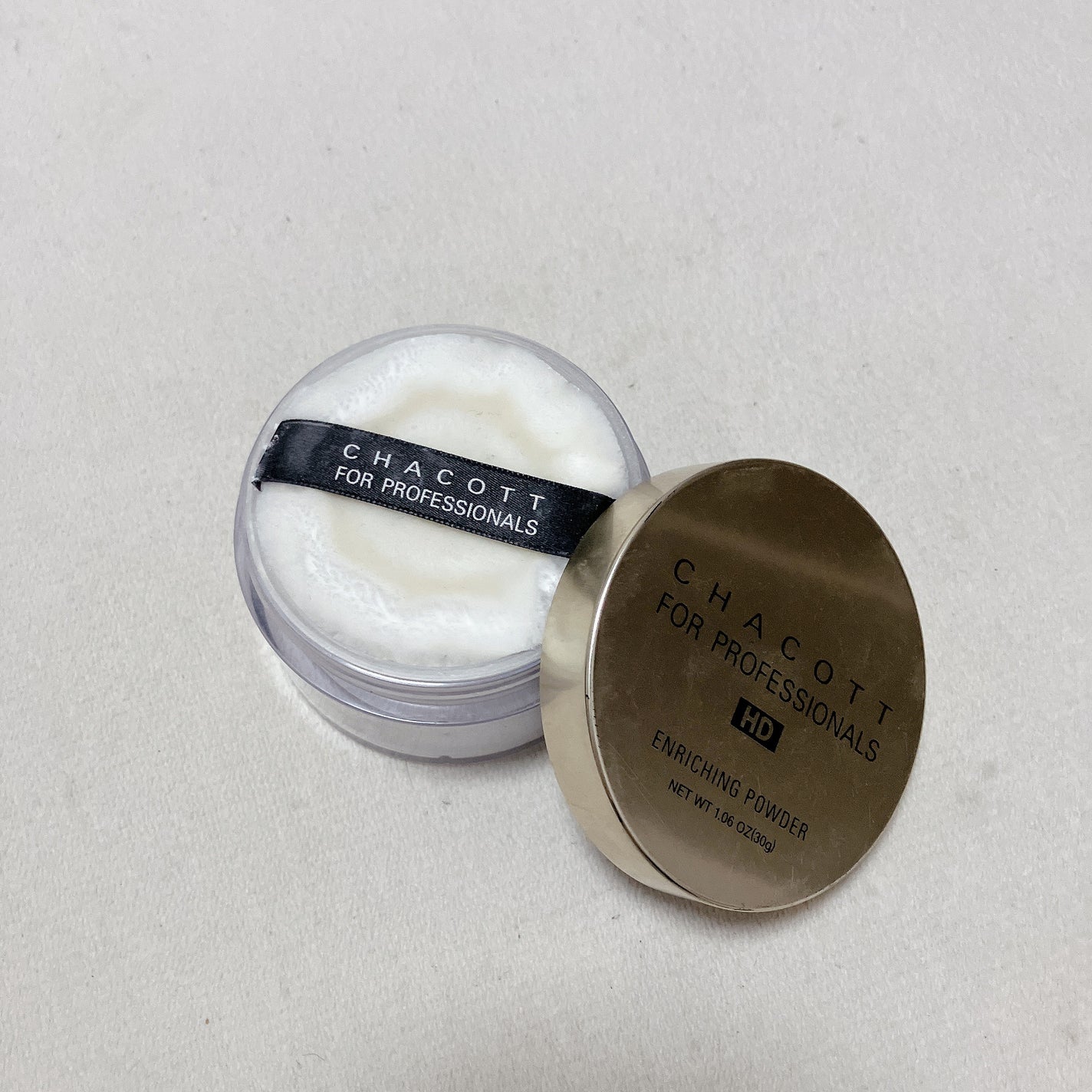 エンリッチングパウダー クリアヴェール/チャコット・コスメティクス/ルースパウダーを使ったクチコミ(2枚目)