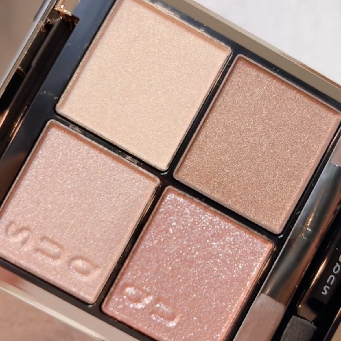 シグニチャー カラー アイズ/SUQQU/アイシャドウパレットを使ったクチコミ（2枚目）