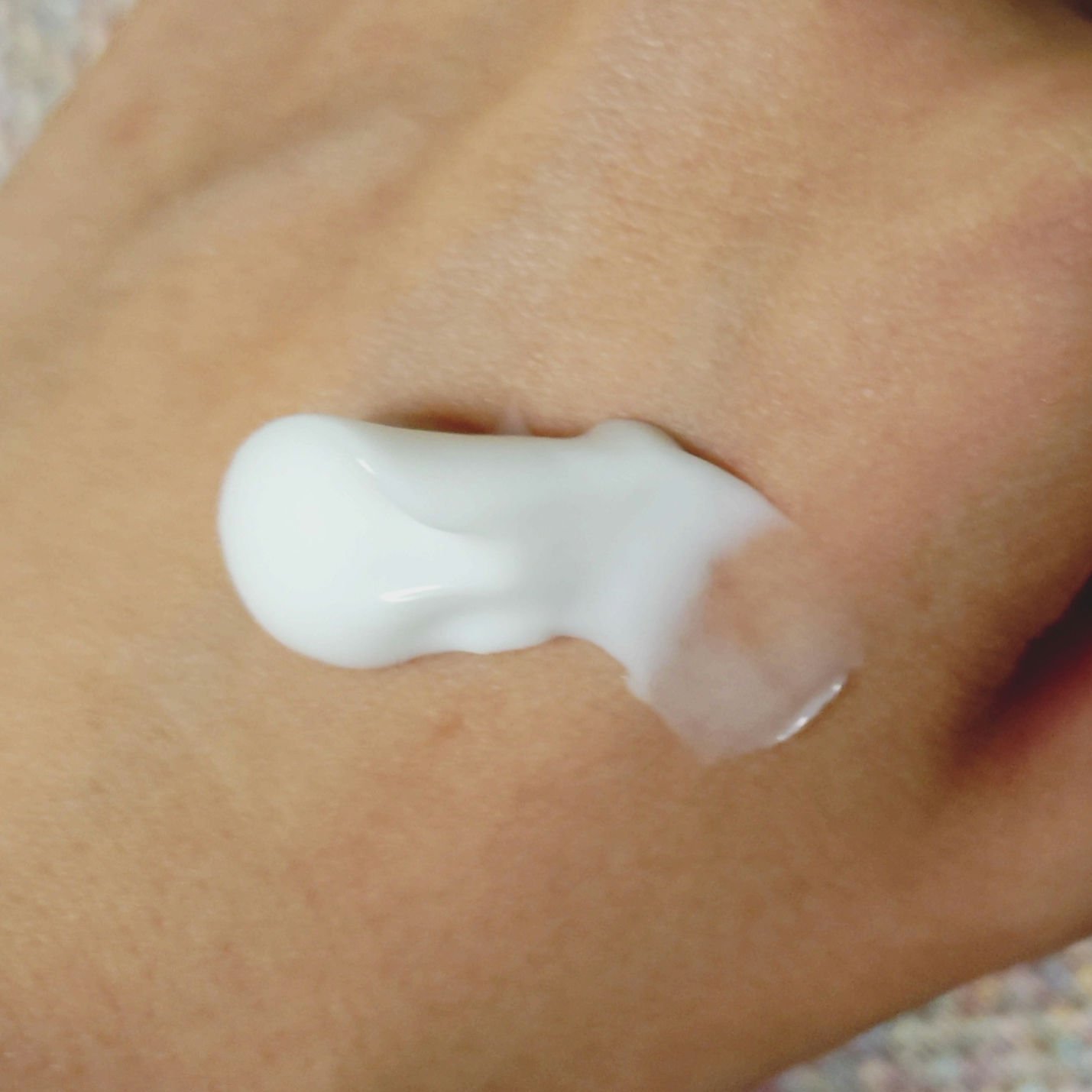 WRSプロティアンネッククリーム/POLA/ネック・デコルテケアを使ったクチコミ（2枚目）