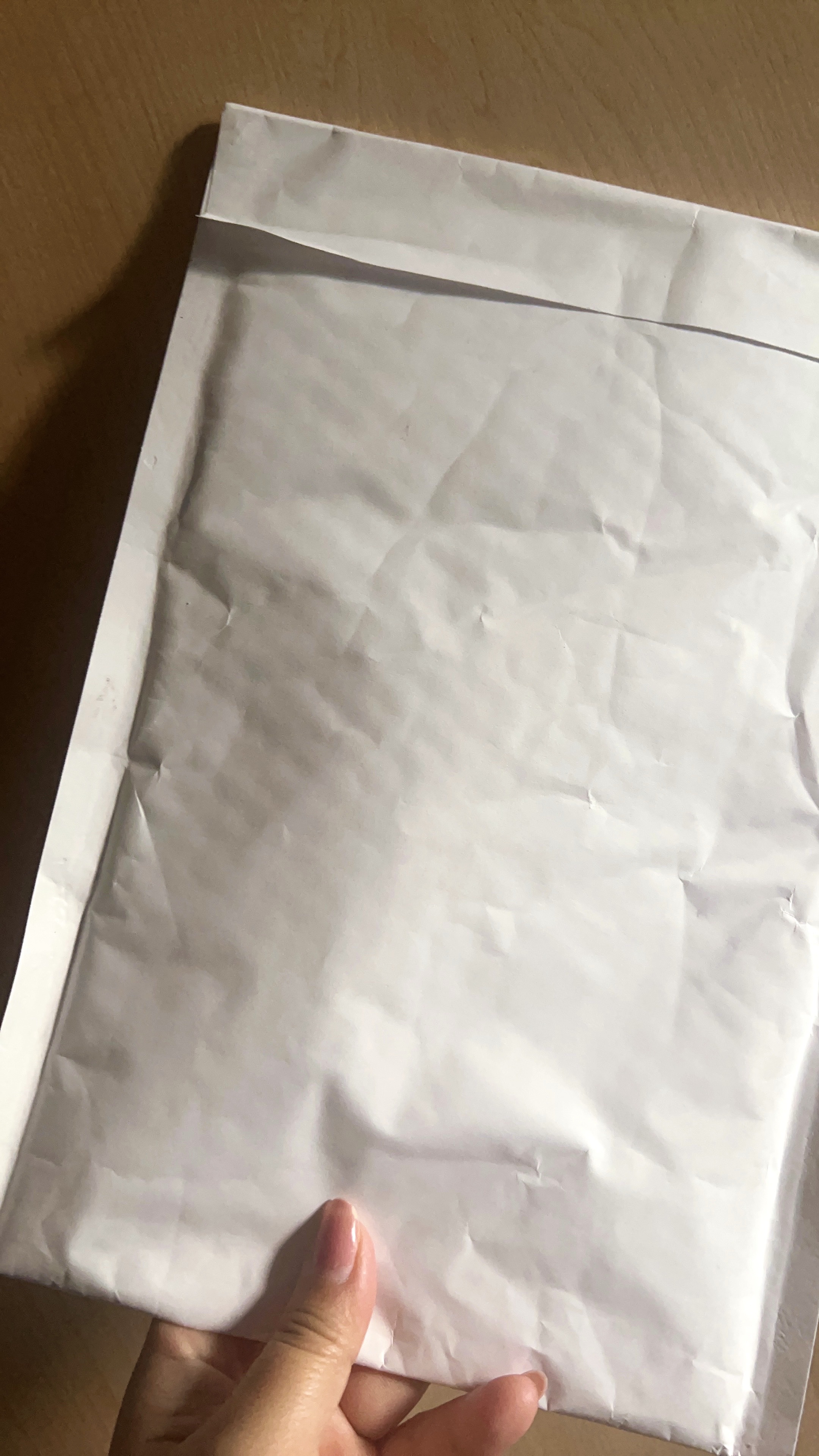 


Lipsから届いたお品物〜- ̗̀📦 ̖́-



箱じゃないタイプは初めてだから
何が入ってるのか楽しみ💕


 #Lips 