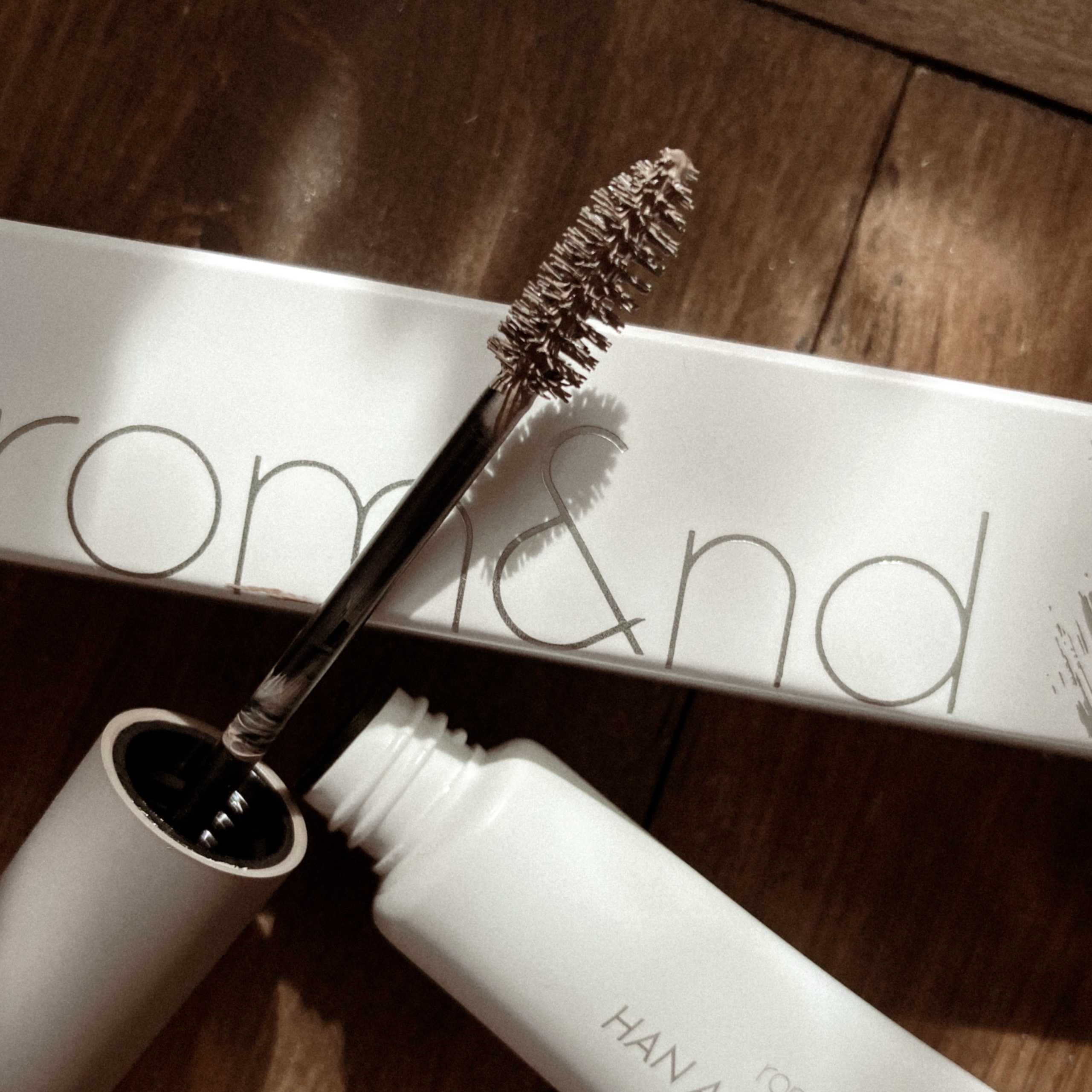 ハンオールブロウカラ/rom&nd/眉マスカラを使ったクチコミ（2枚目）